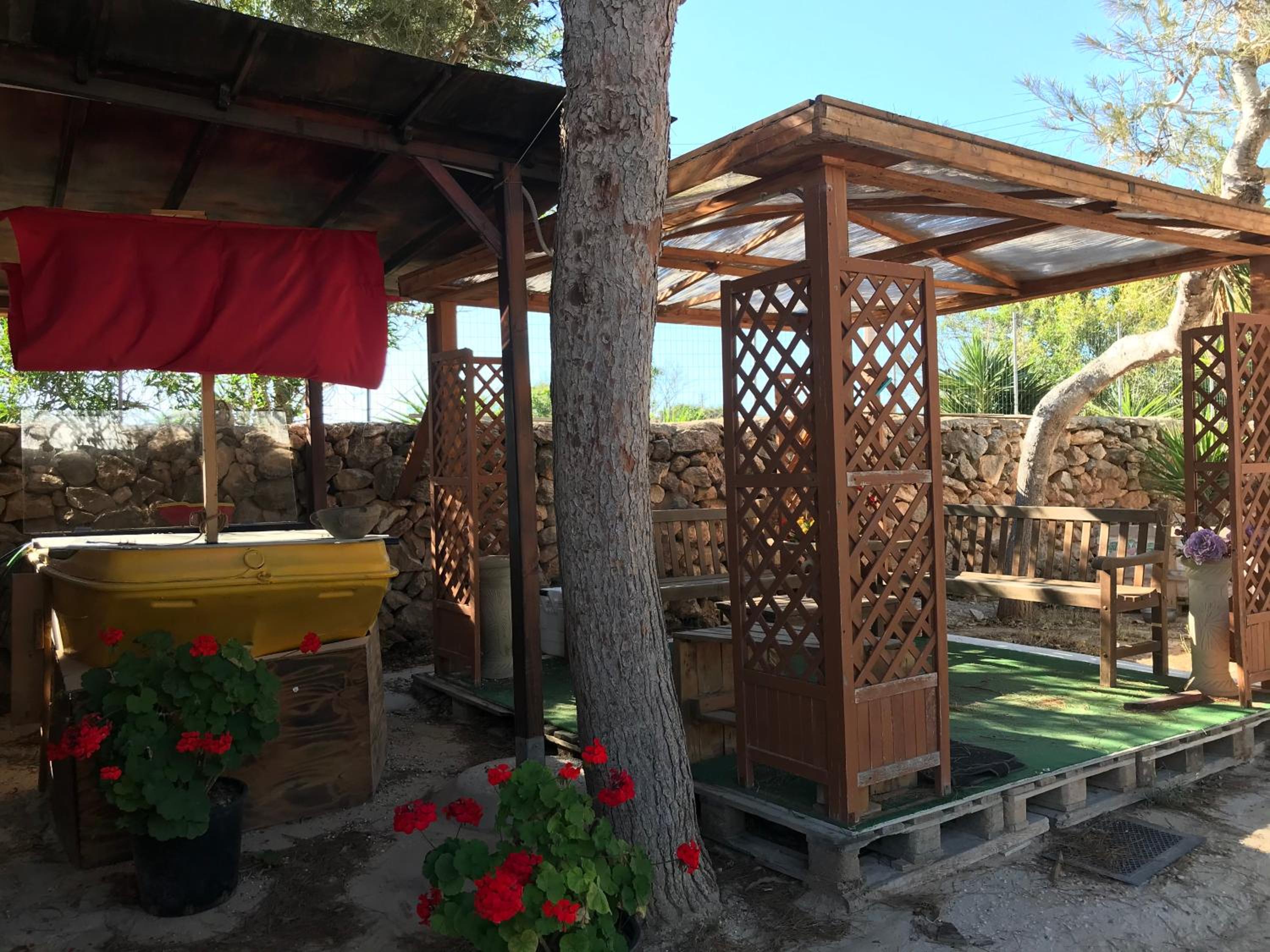 Villaggio La Roccia camping
