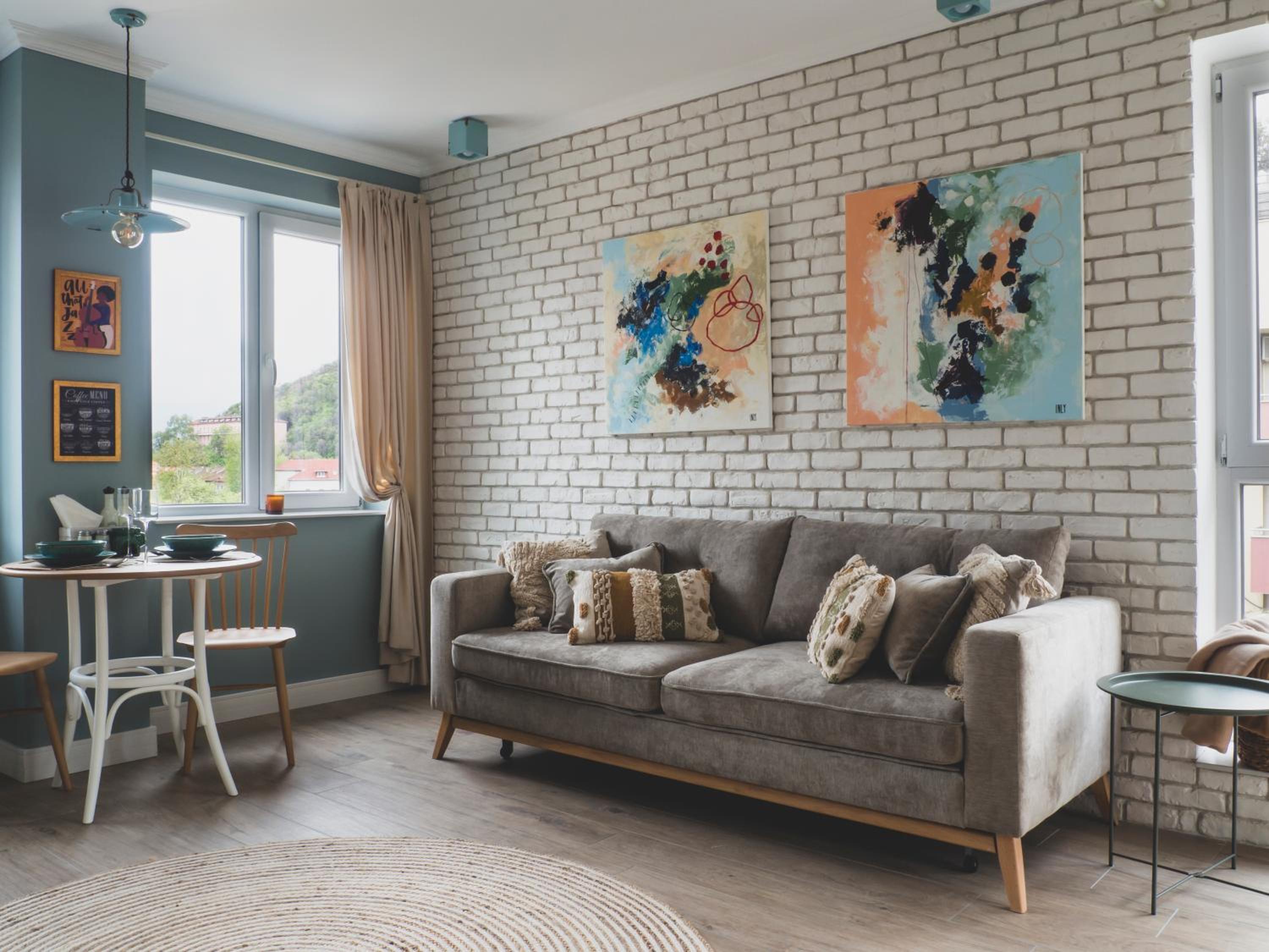 Stylish 1BD - Free Private Garage