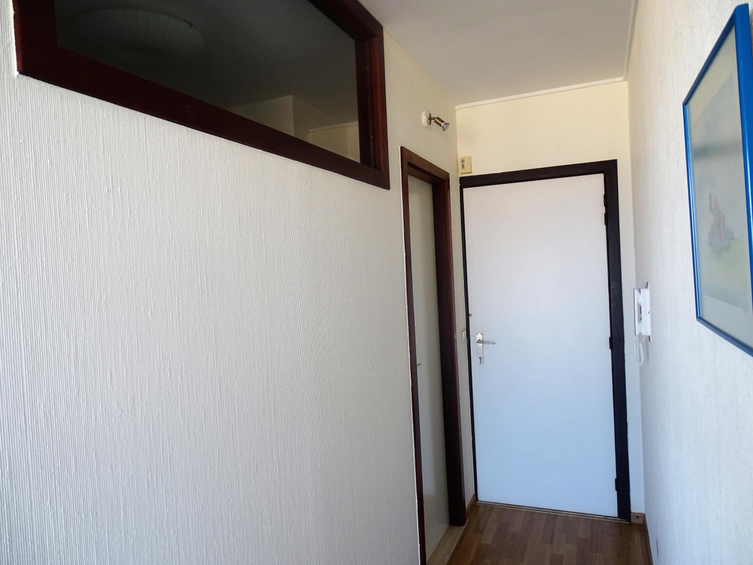 North Sea View studio with parking