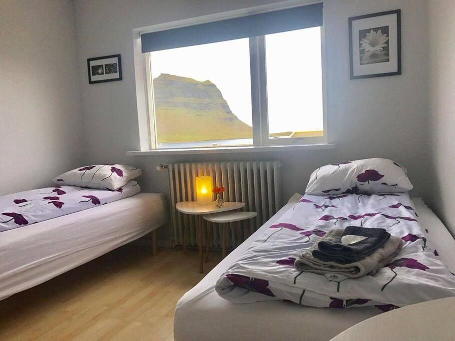 Two bathrooms Free parking Beds for 9 pers Great view view 3