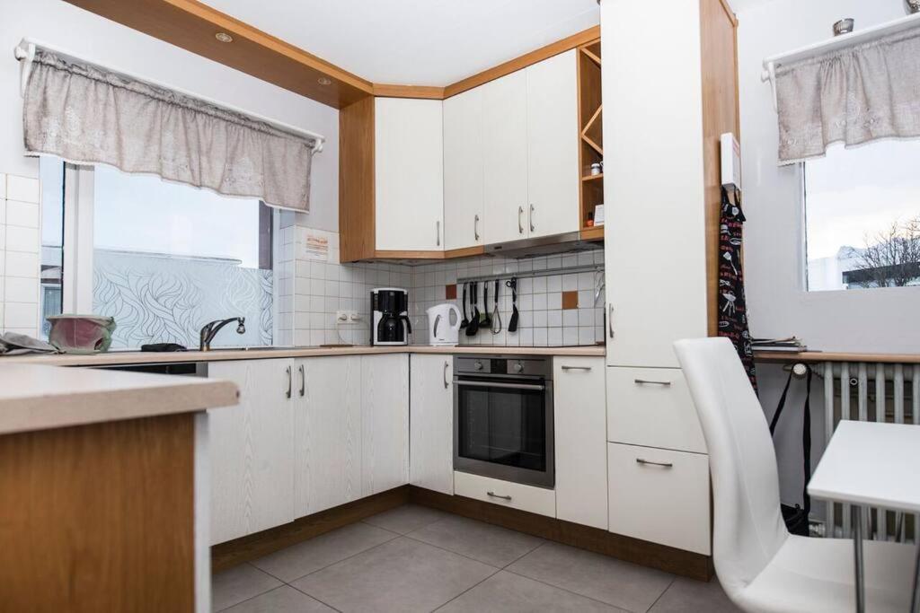 Two bathrooms Free parking Beds for 9 pers Great view view 4