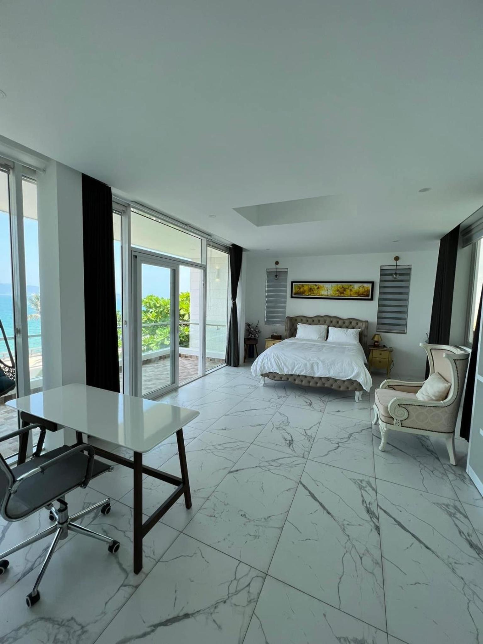 Sevenvillas
