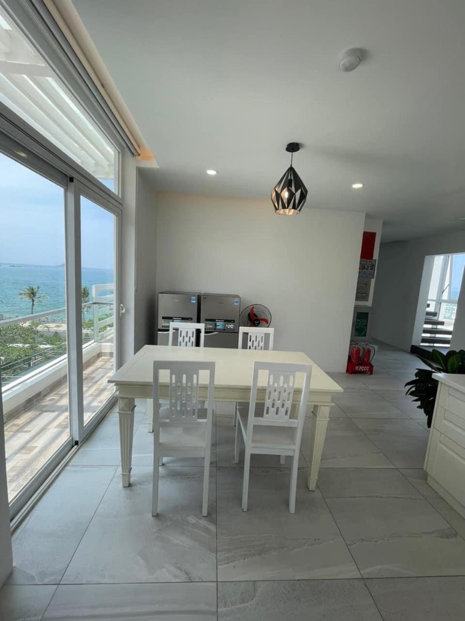 Sevenvillas
