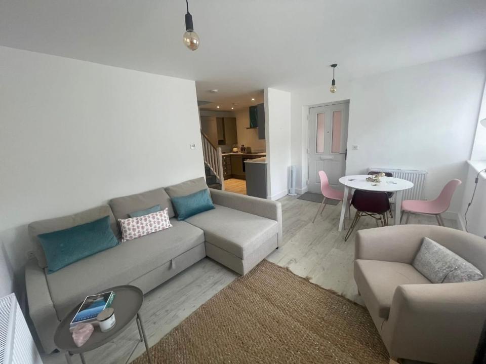 Sea Breeze Cottage Swanage Bay view 4
