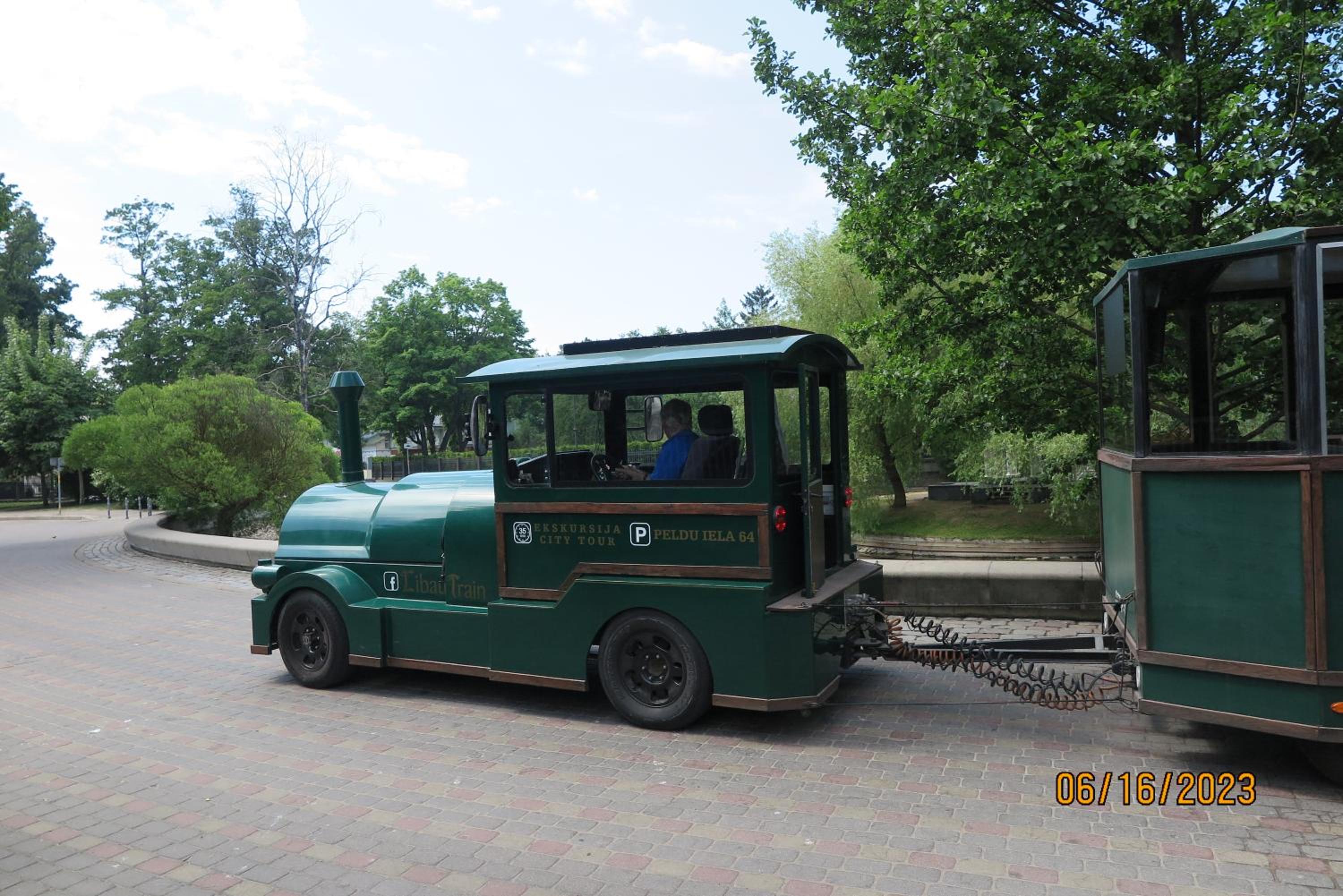 Photo 9