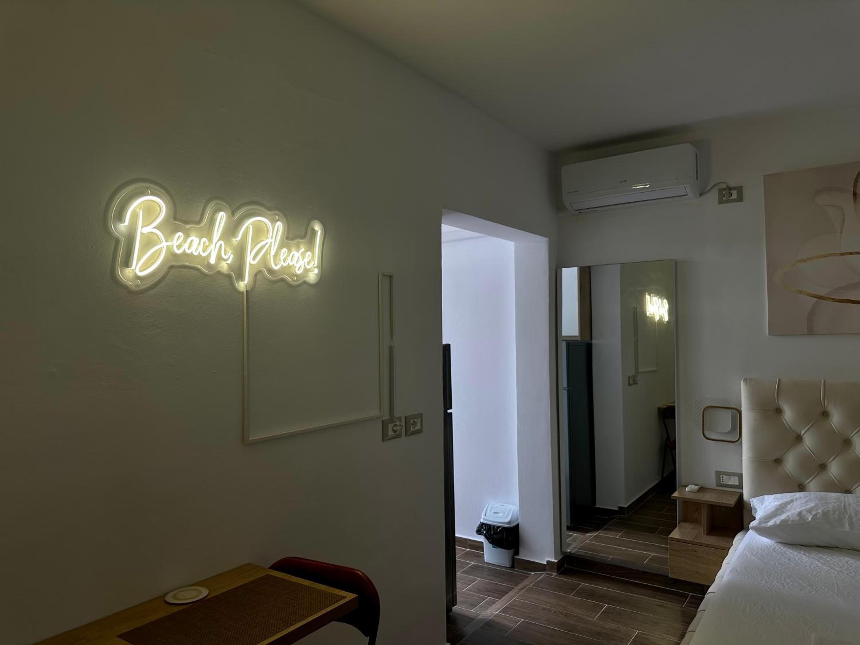 K&T Boulevard Studio Saranda