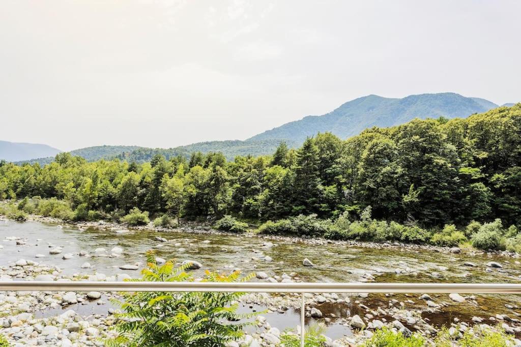 Immersi nella natura con accesso al fiume maggia