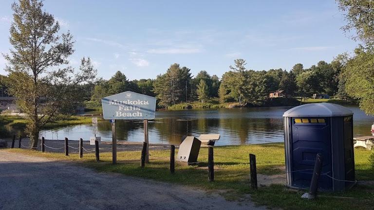 Private 5 BR Muskoka Cottage Firepit+BBQ+Wi-Fi