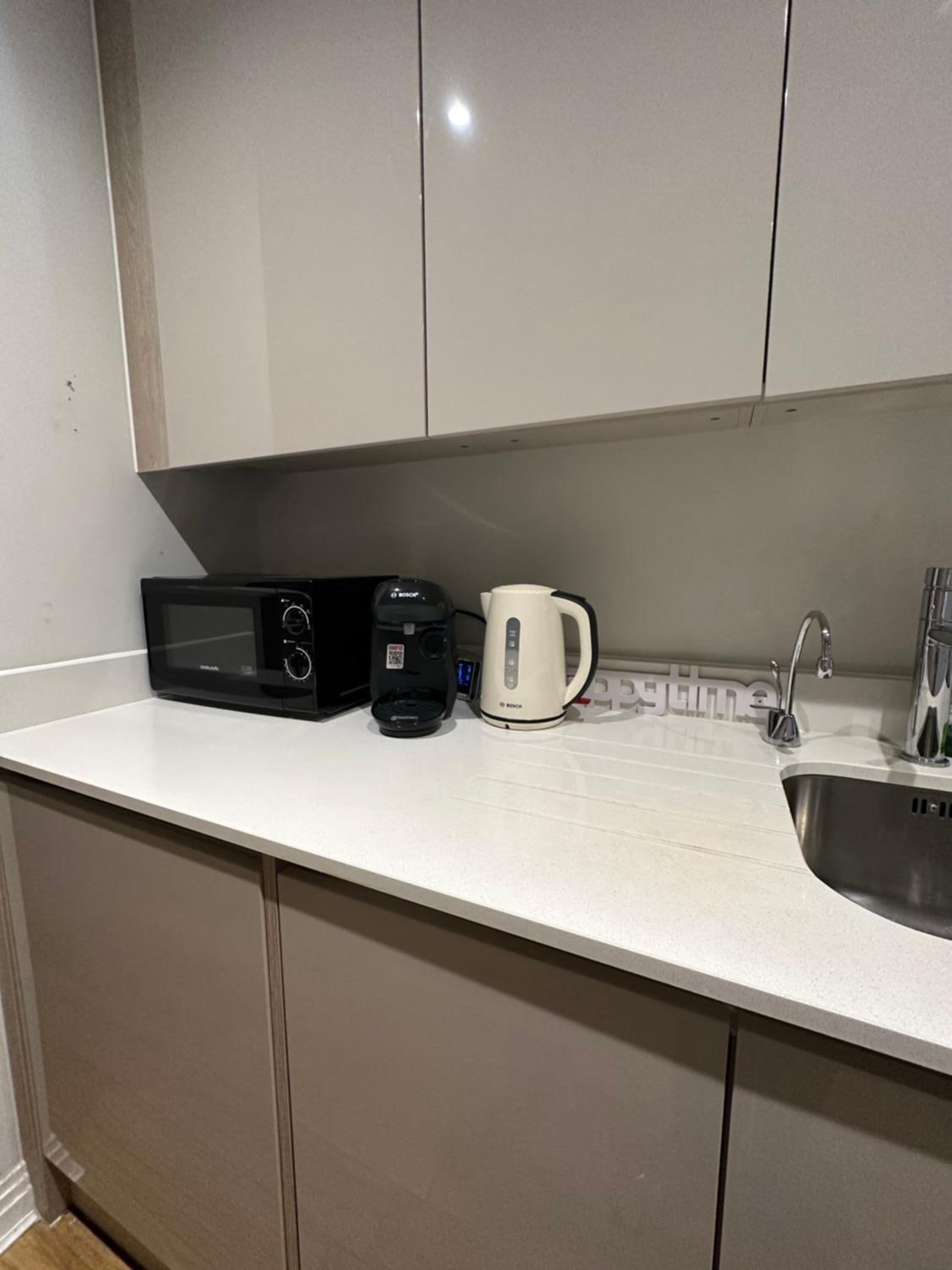 Uxbridge Apartment