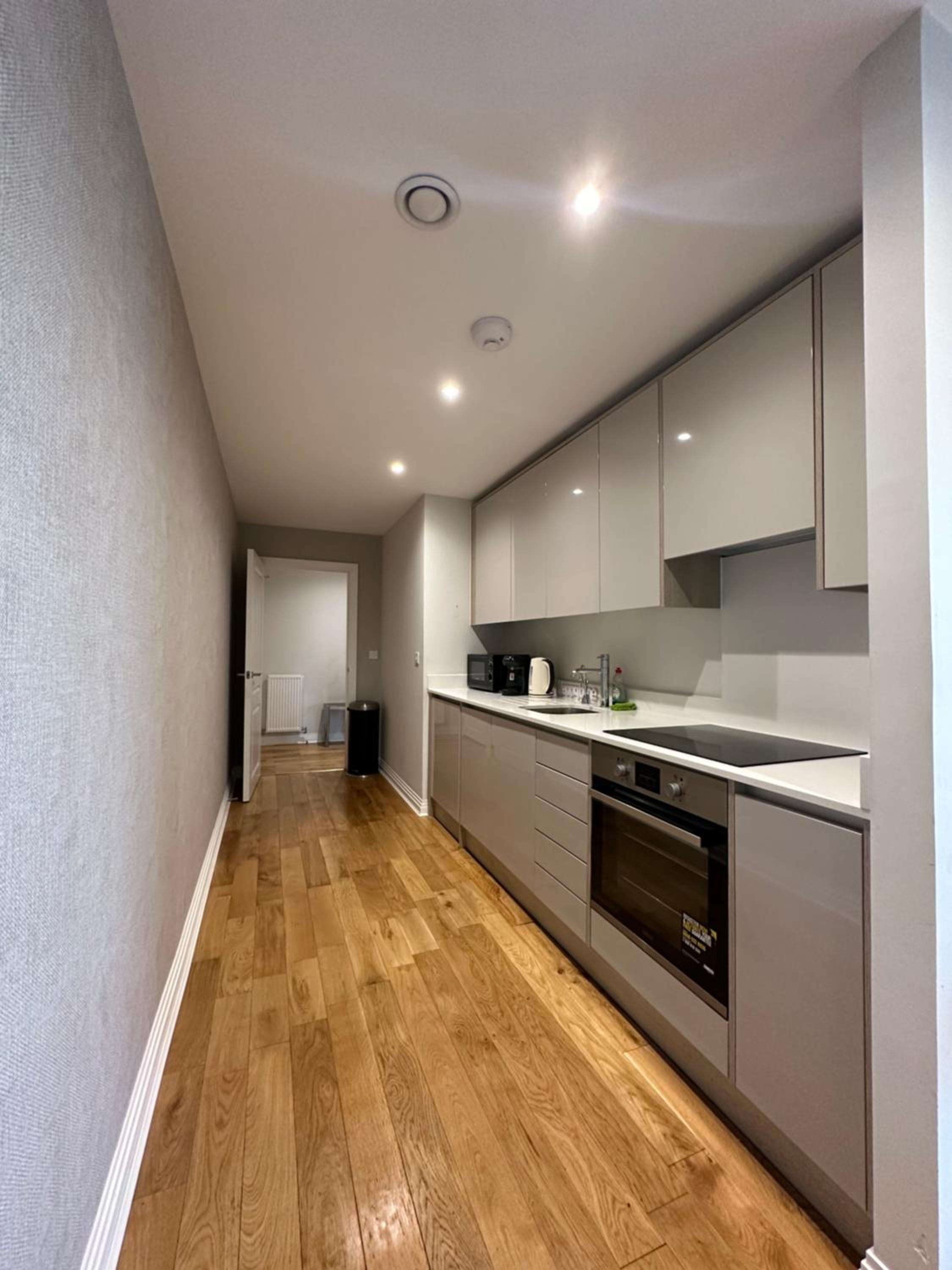 Uxbridge Apartment