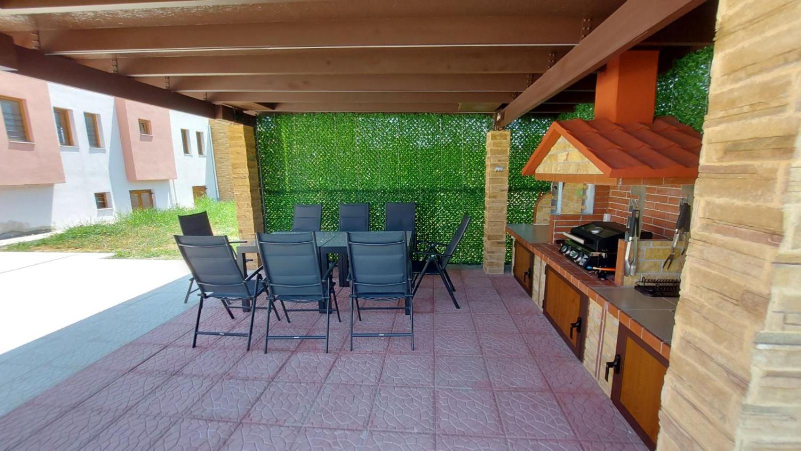 Sunny Mountain Apartments Ierissos Greece