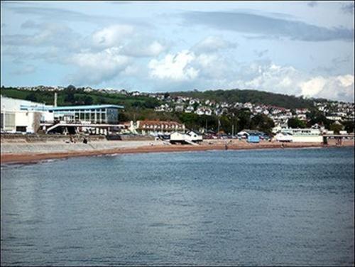 Coombe Lodge Holiday Flats view 5
