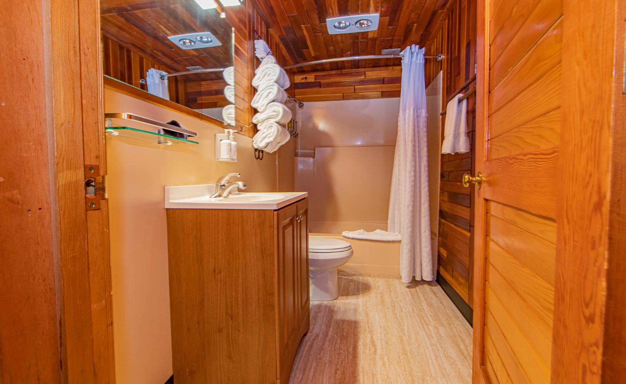 Cooper Spur Mountain Resort