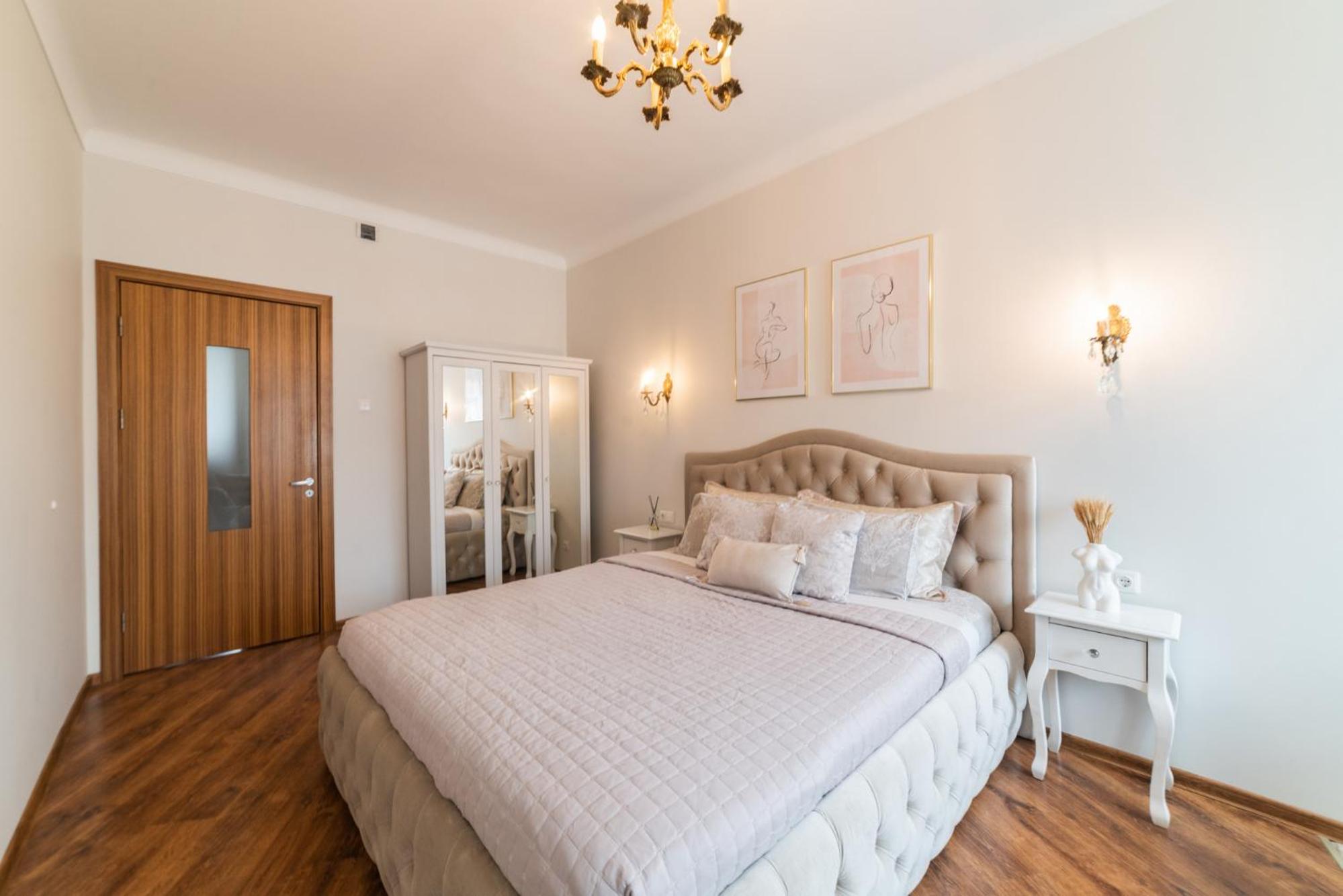 E. D. Angel Wing Apartment view 2