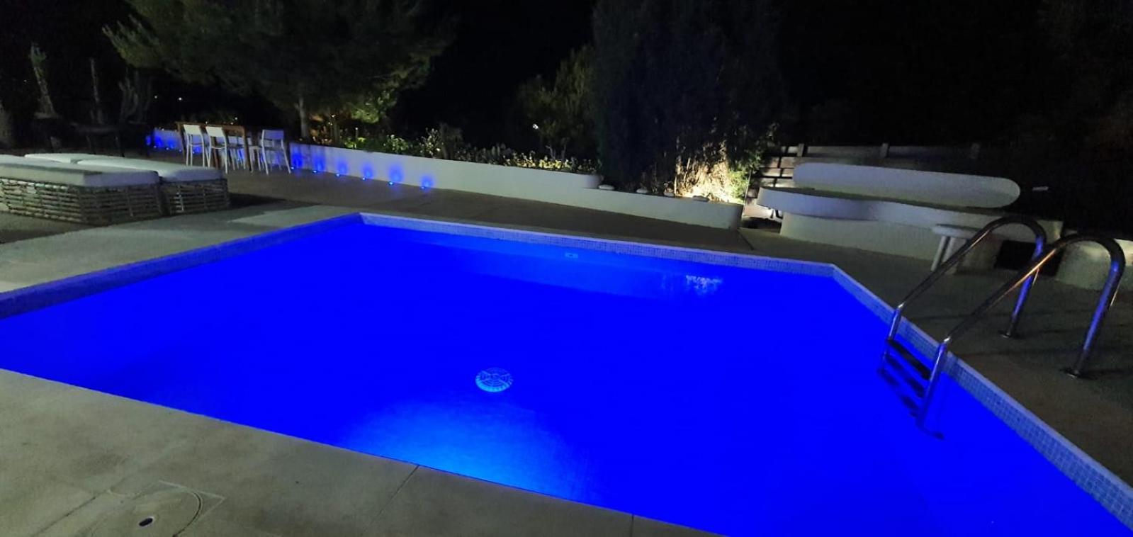 EXQUISITE GOLF VILLA with Sea, 8Tee, Green Views, in Aphrodite Hills Golf Resort