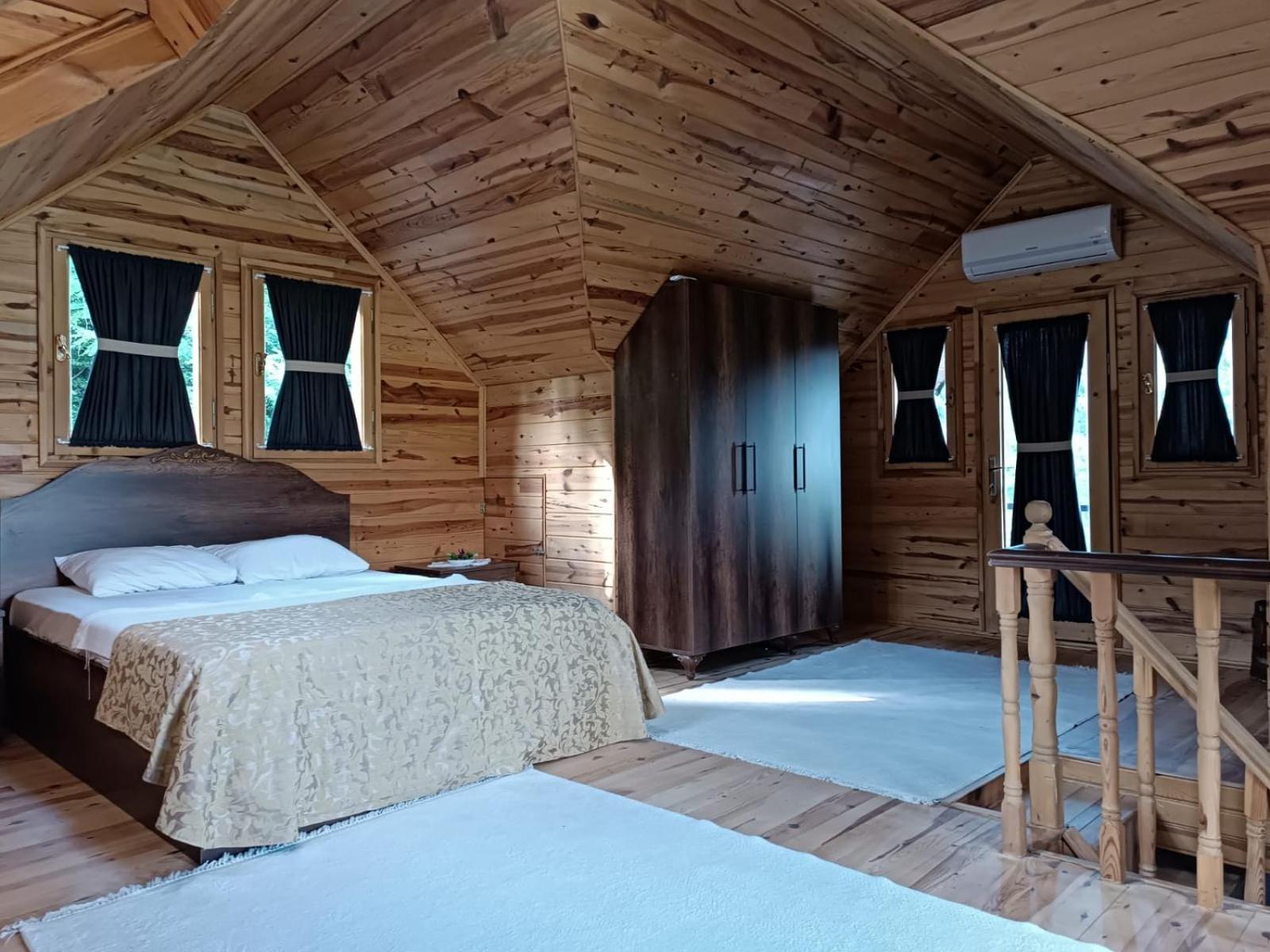 Diamond Tree House view 4