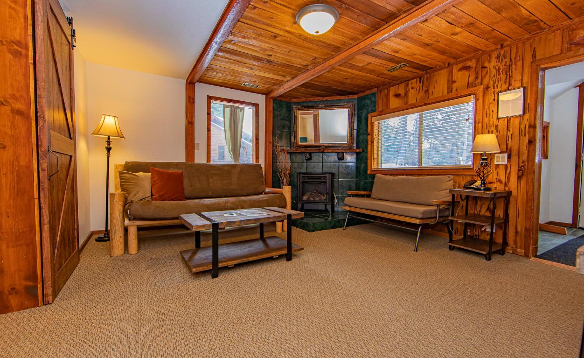 Cooper Spur Mountain Resort