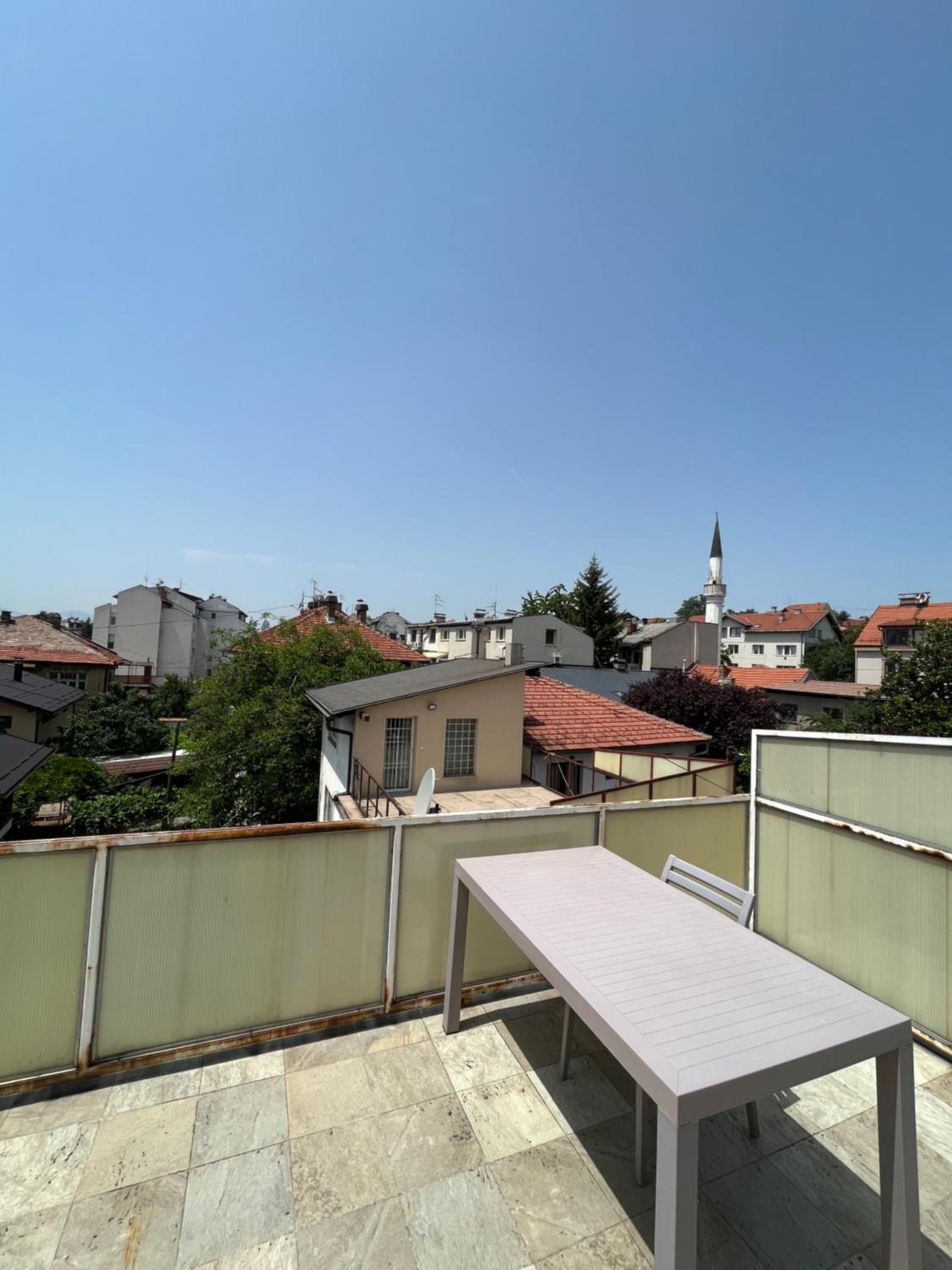 Villa Luca Free Garage Parking