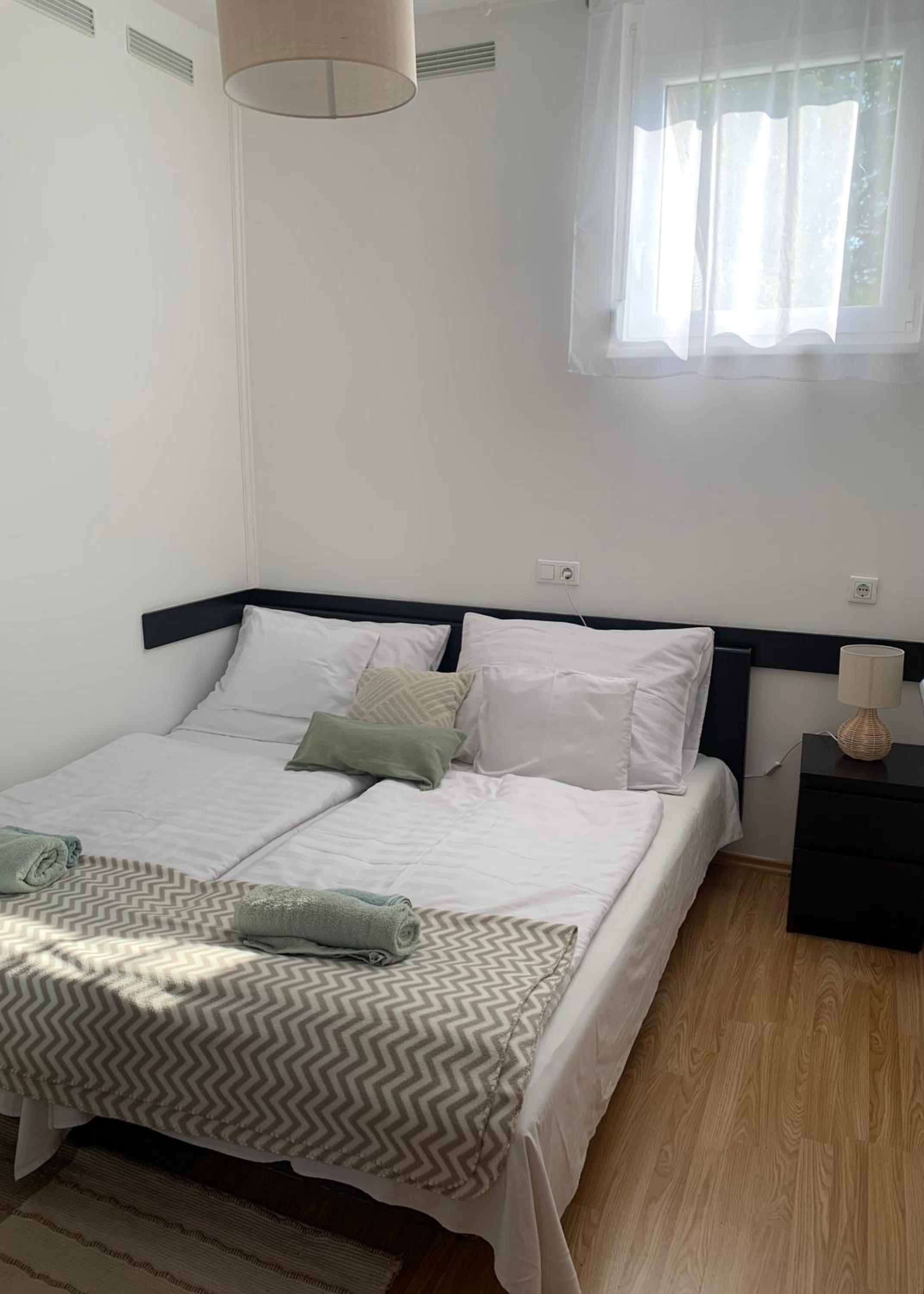 Naluri Apartman