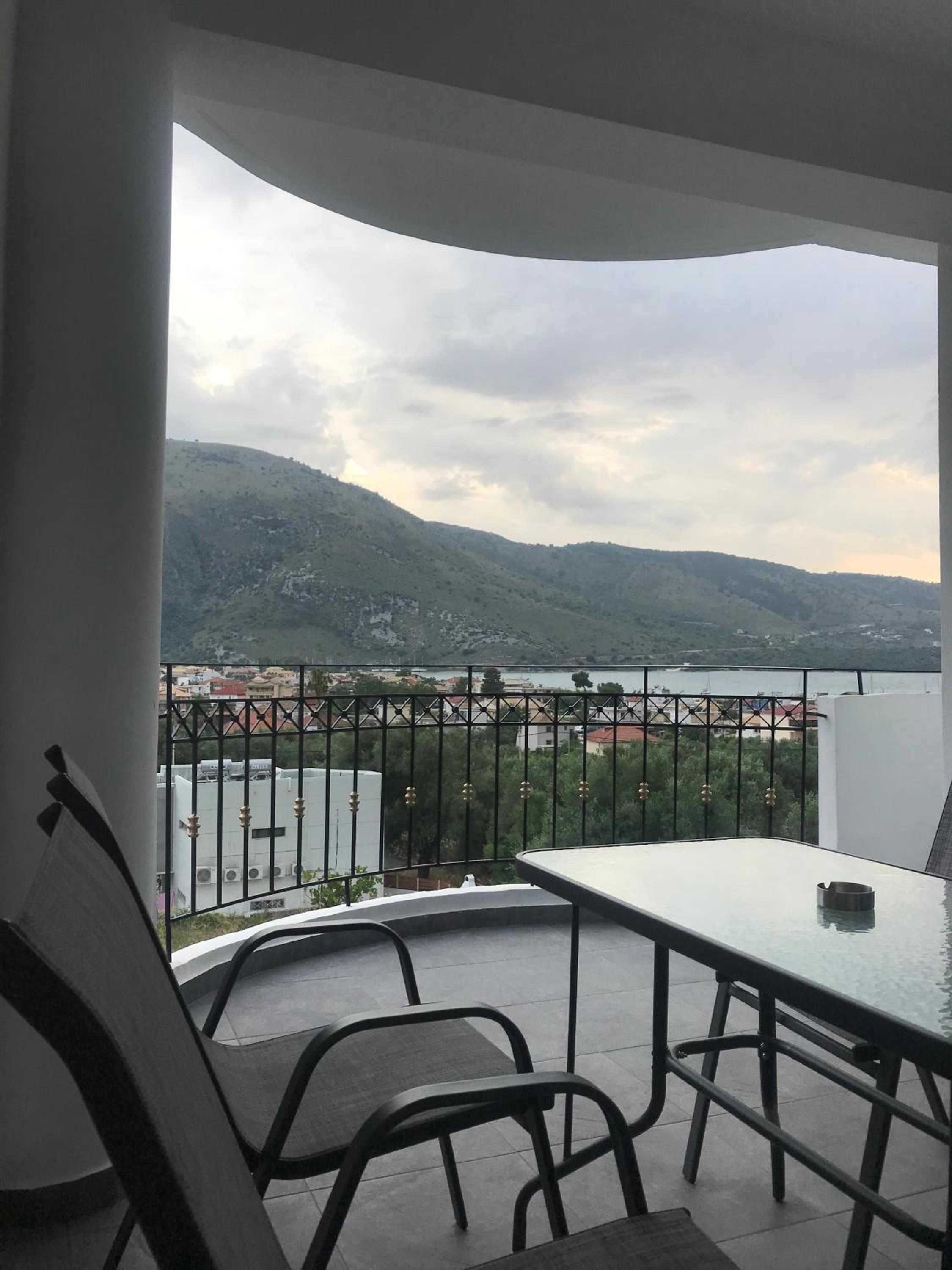 Bafas Apartments