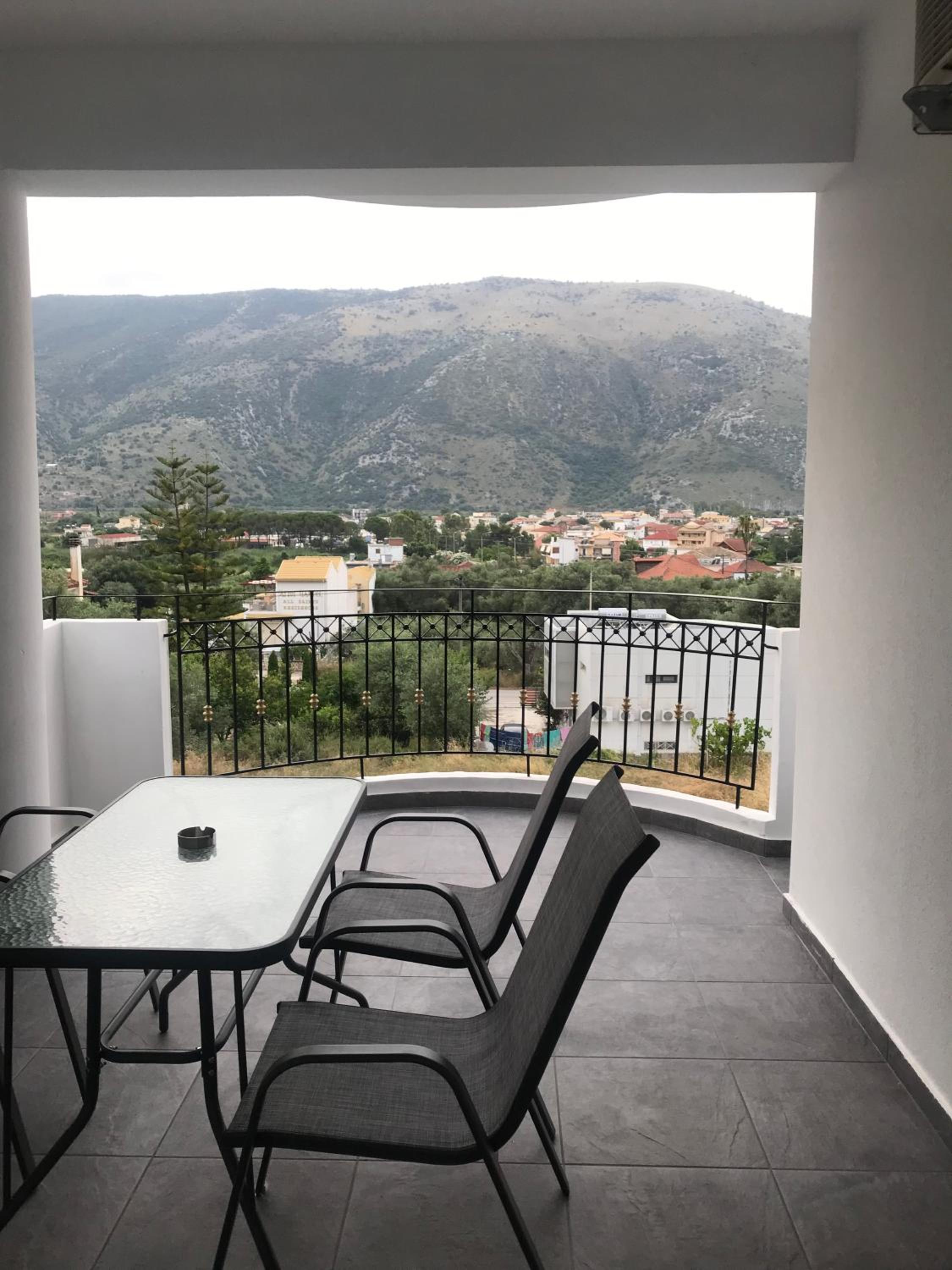 Bafas Apartments