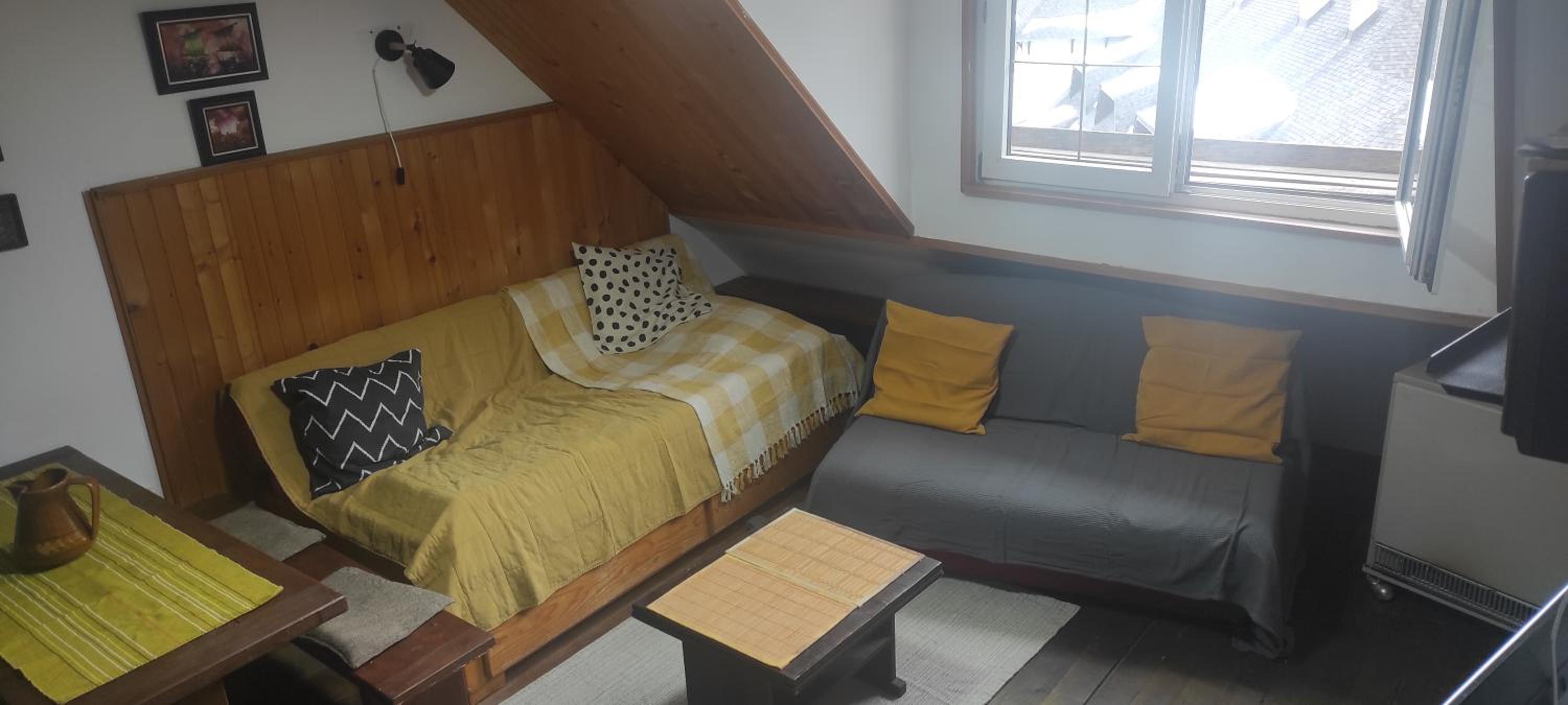 Bele Staze 84, Ski tavanče, Brzeće