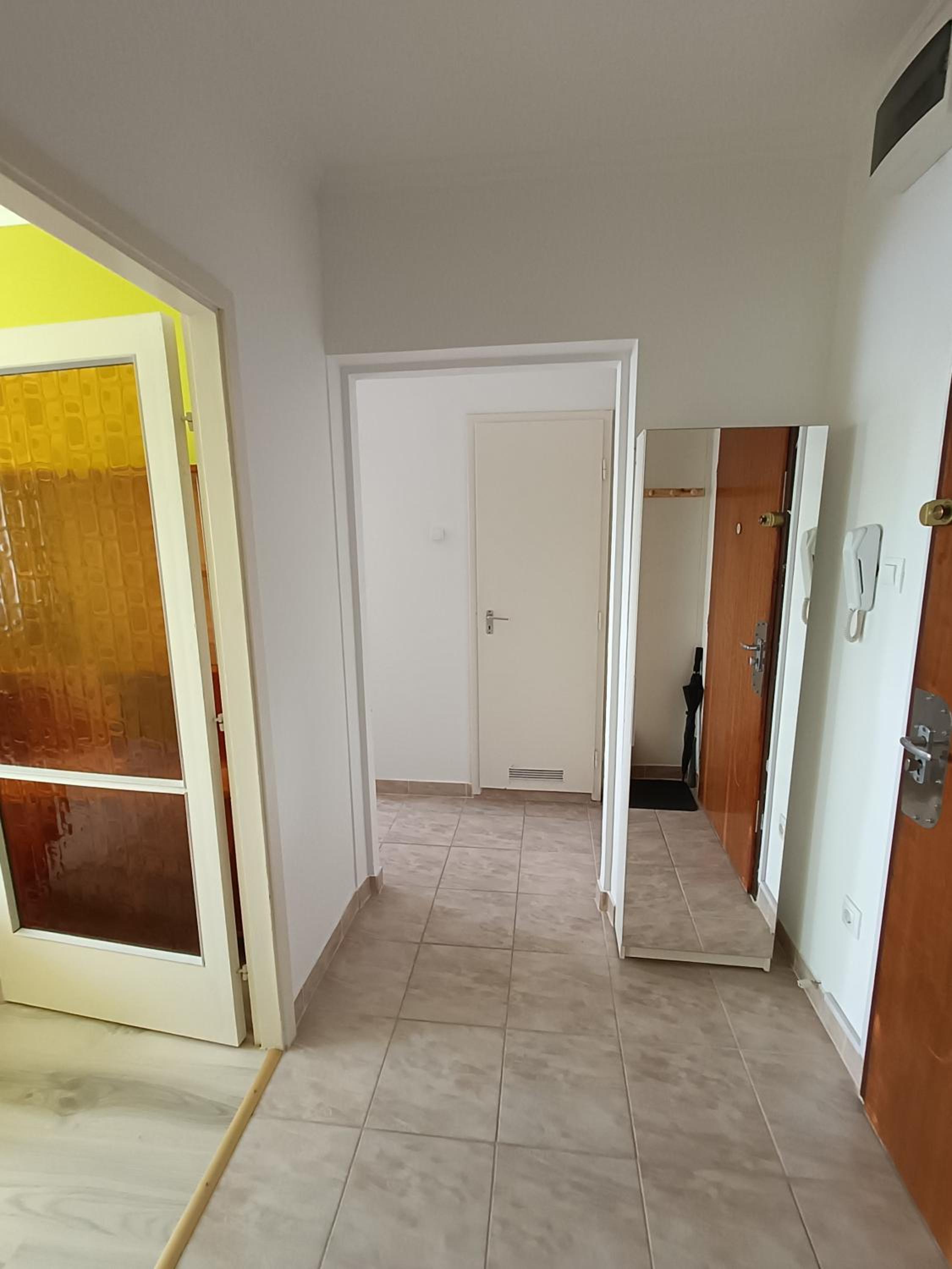 Anzsi Apartman