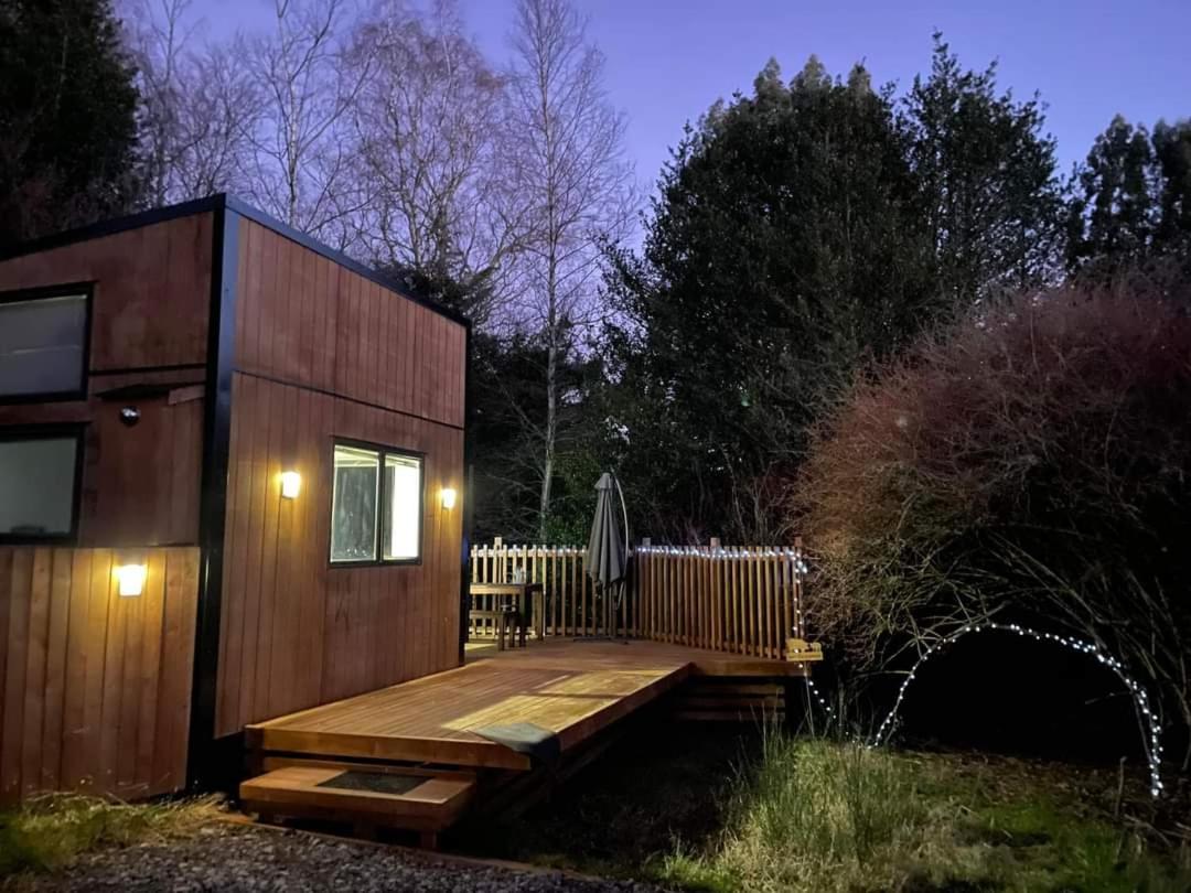 Tiny House in the Bush - a minute from town centre Ruapehu Unique Stays