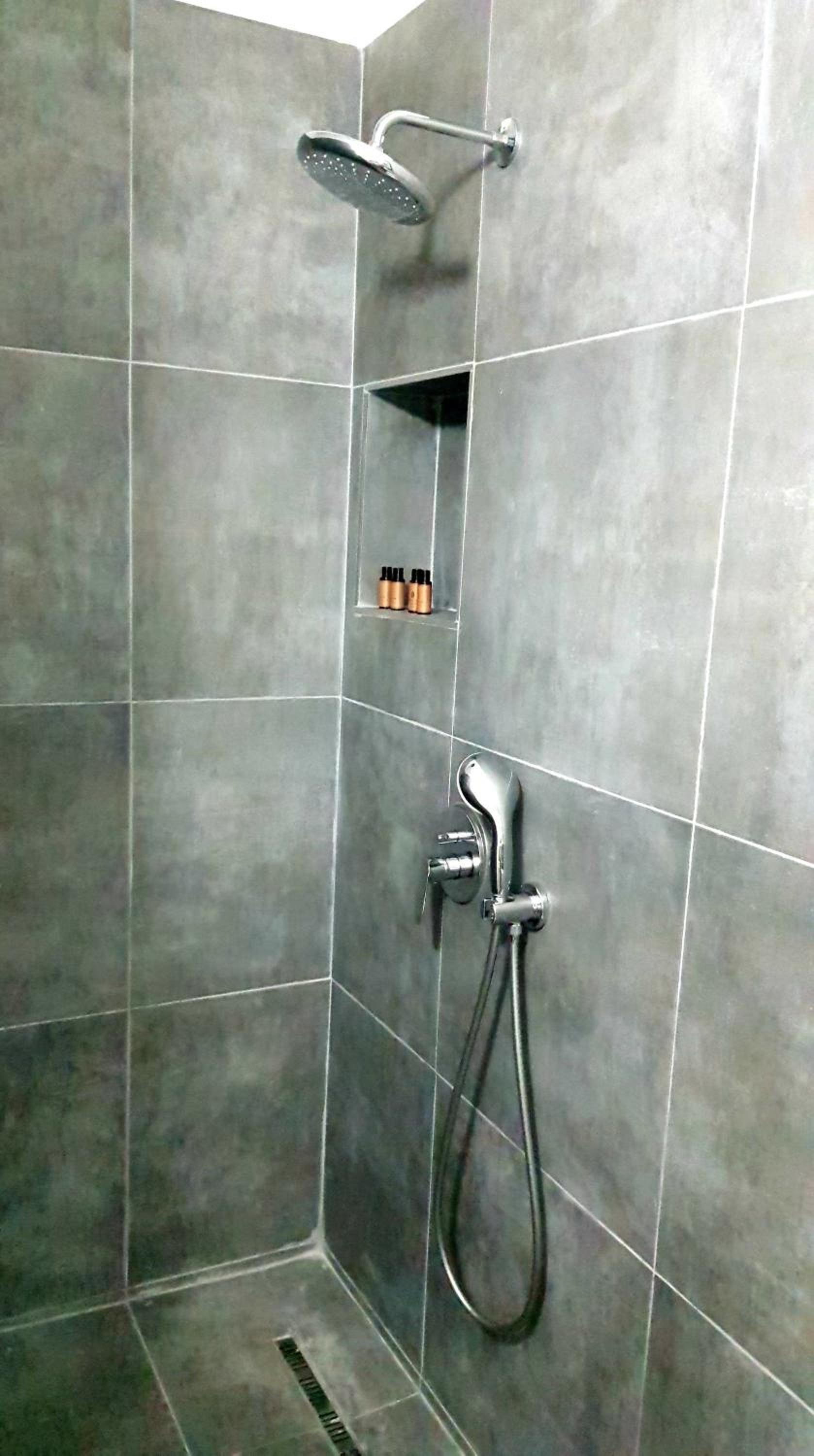 Bindi Apartment