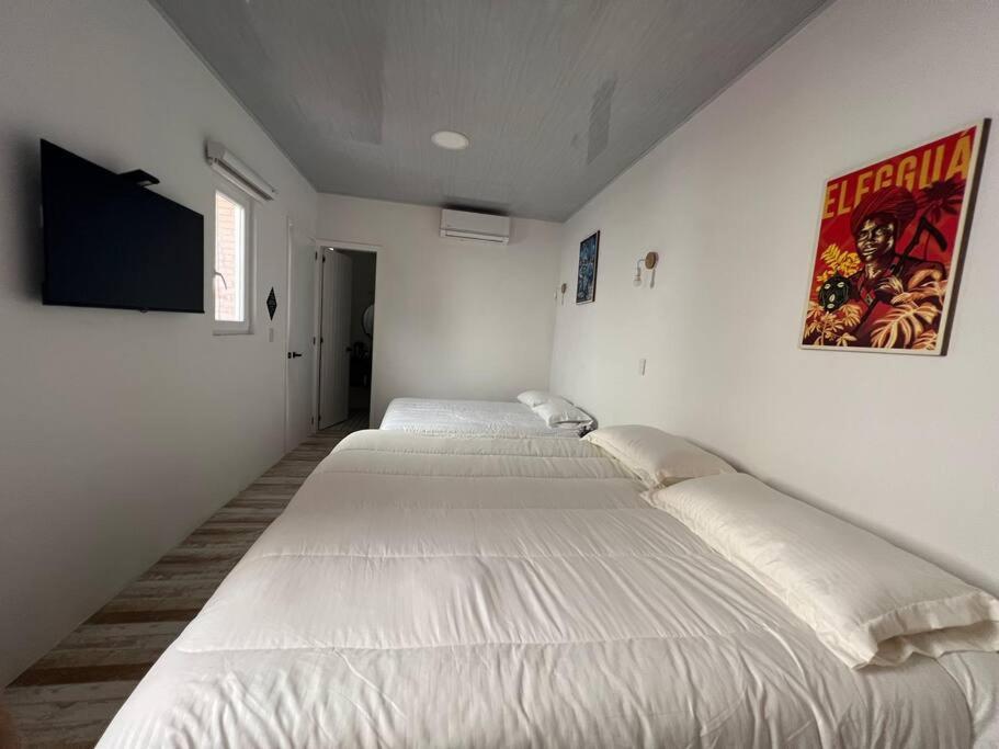 Nueva en San Antonio Cali, La casa de Toña