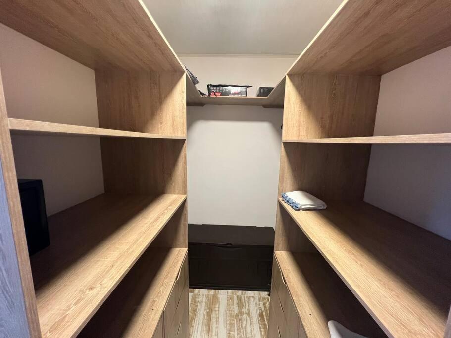 Nueva en San Antonio Cali, La casa de Toña