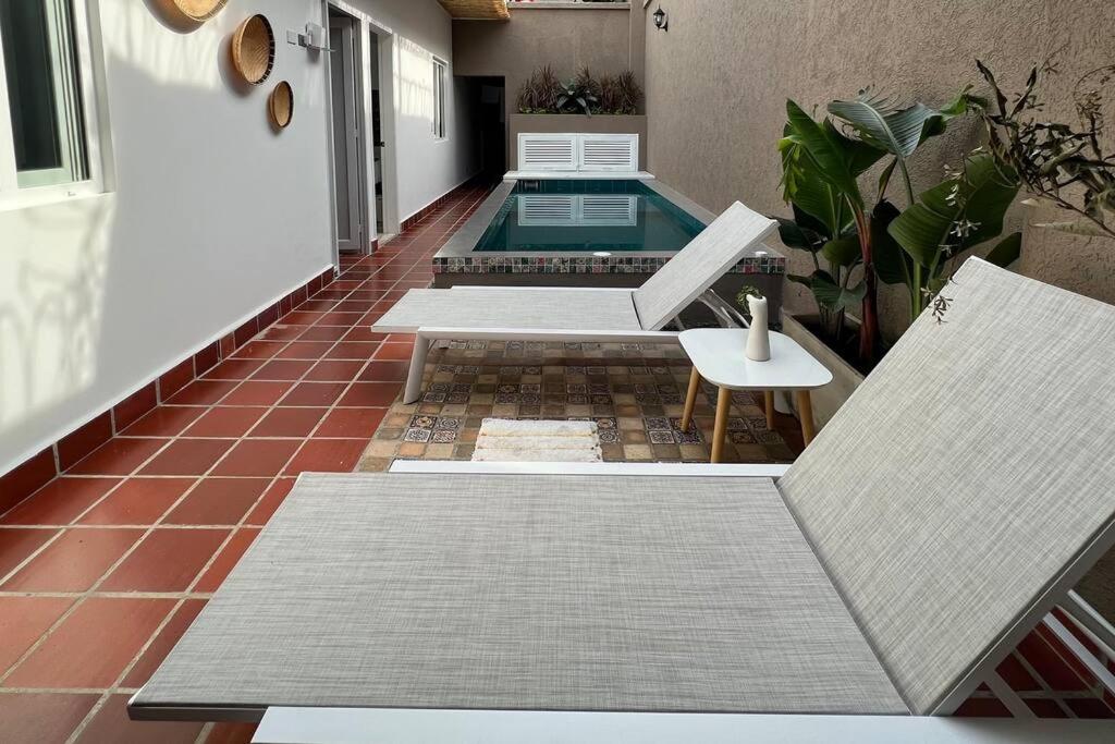 Nueva en San Antonio Cali, La casa de Toña