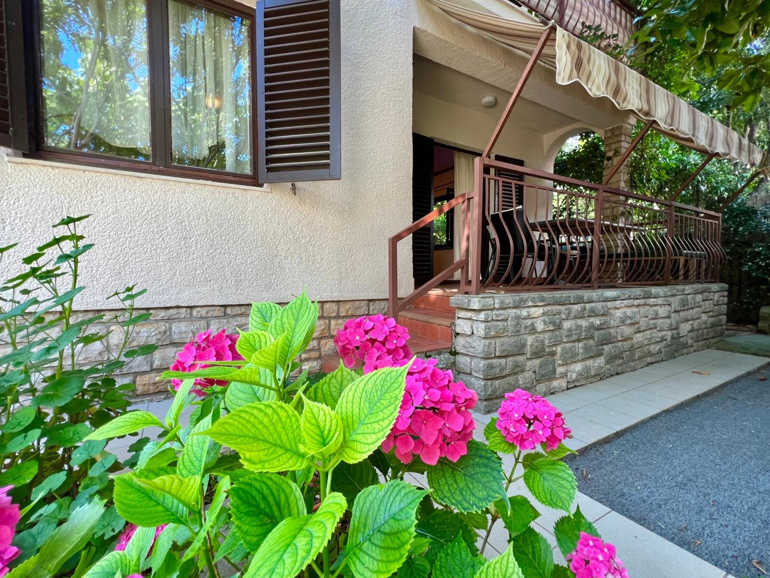 Apartmani Rosa