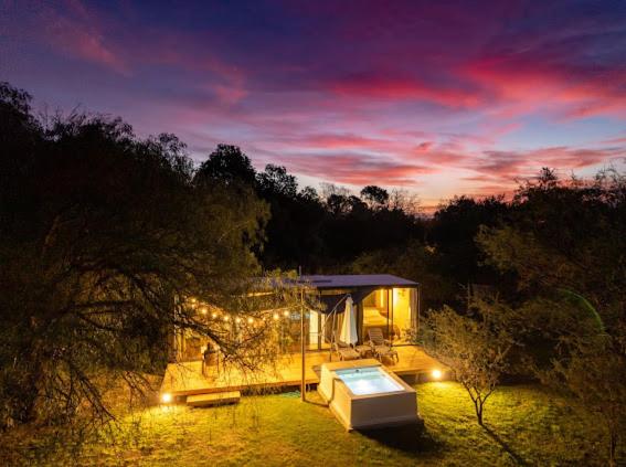 Cabañas con jacuzzi privado y vistas al cerro Champaquí