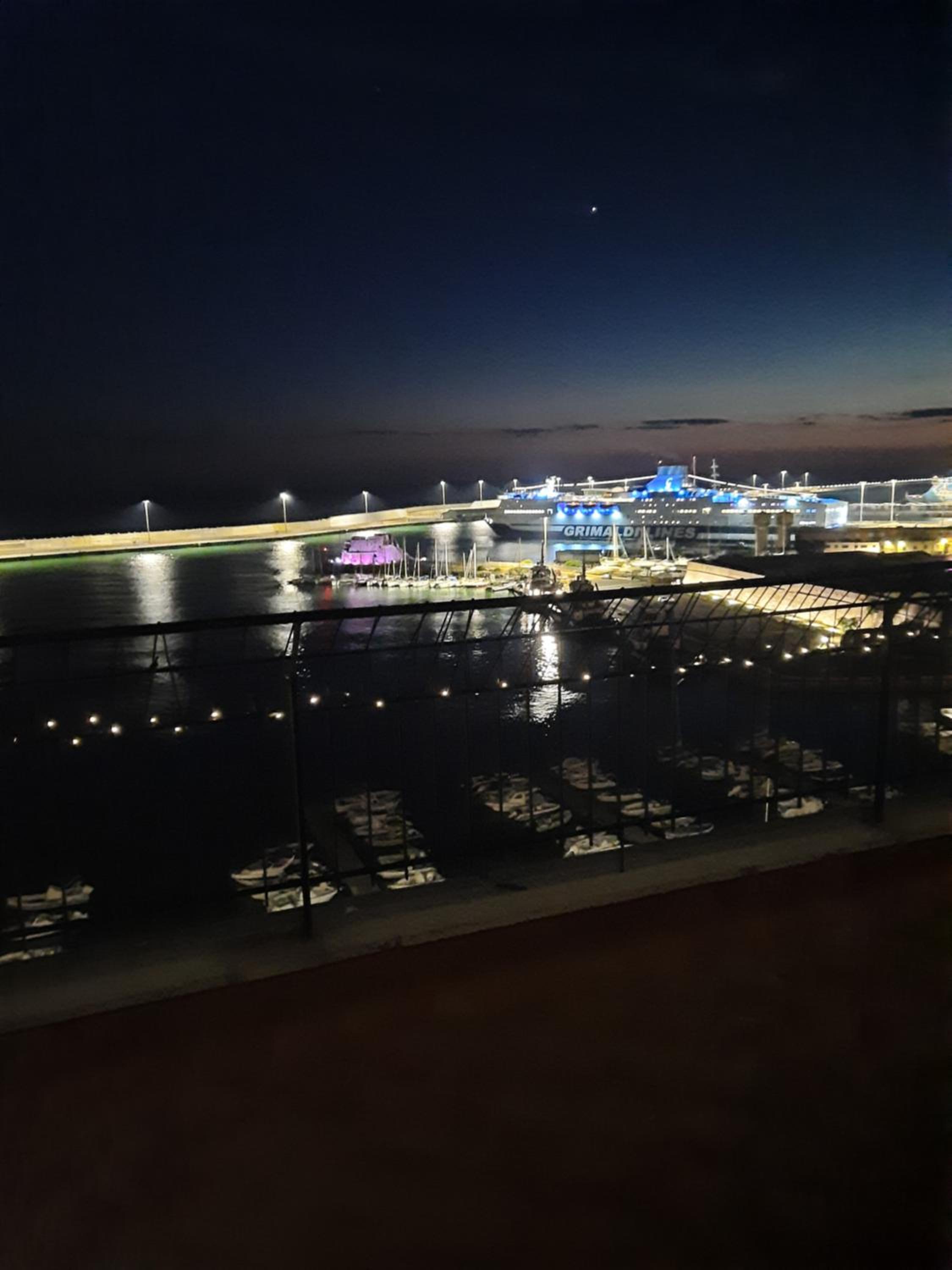 MARE FUORI APARTMENT