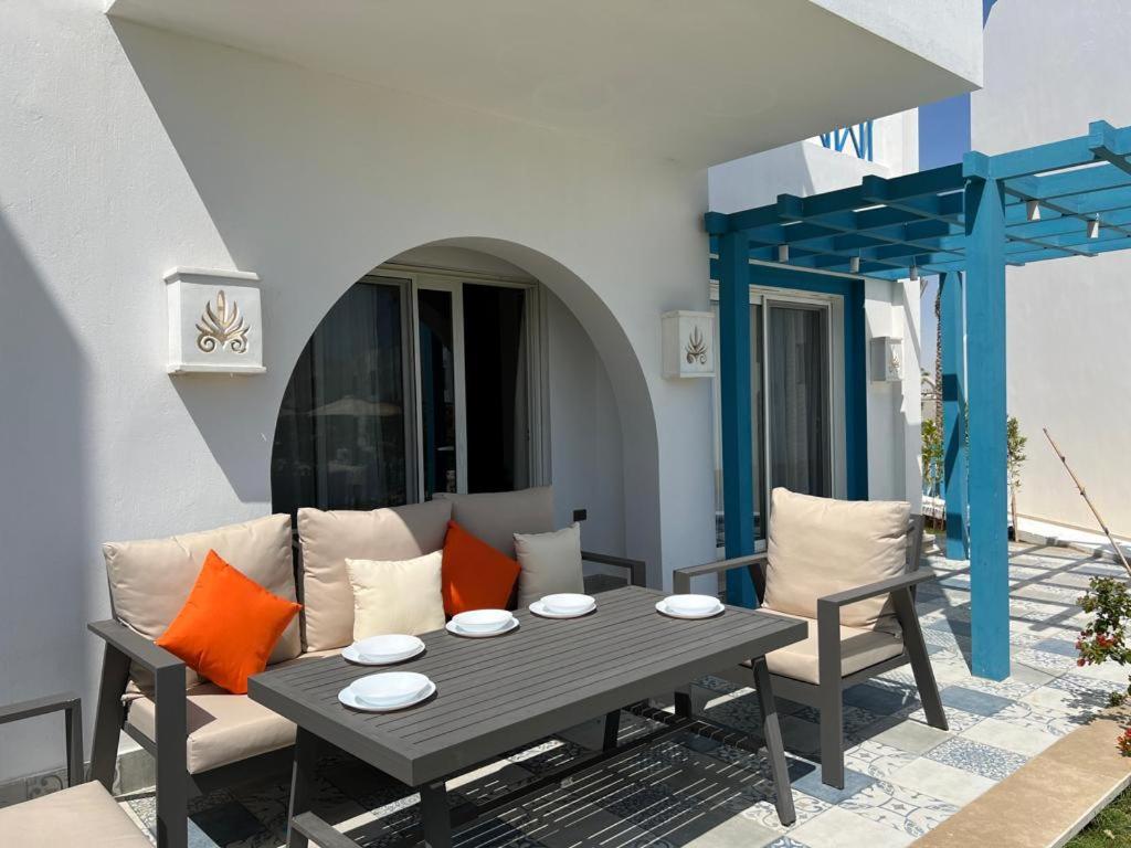 Premium Twin house with Private Garden Mountain View North Coast Sahel