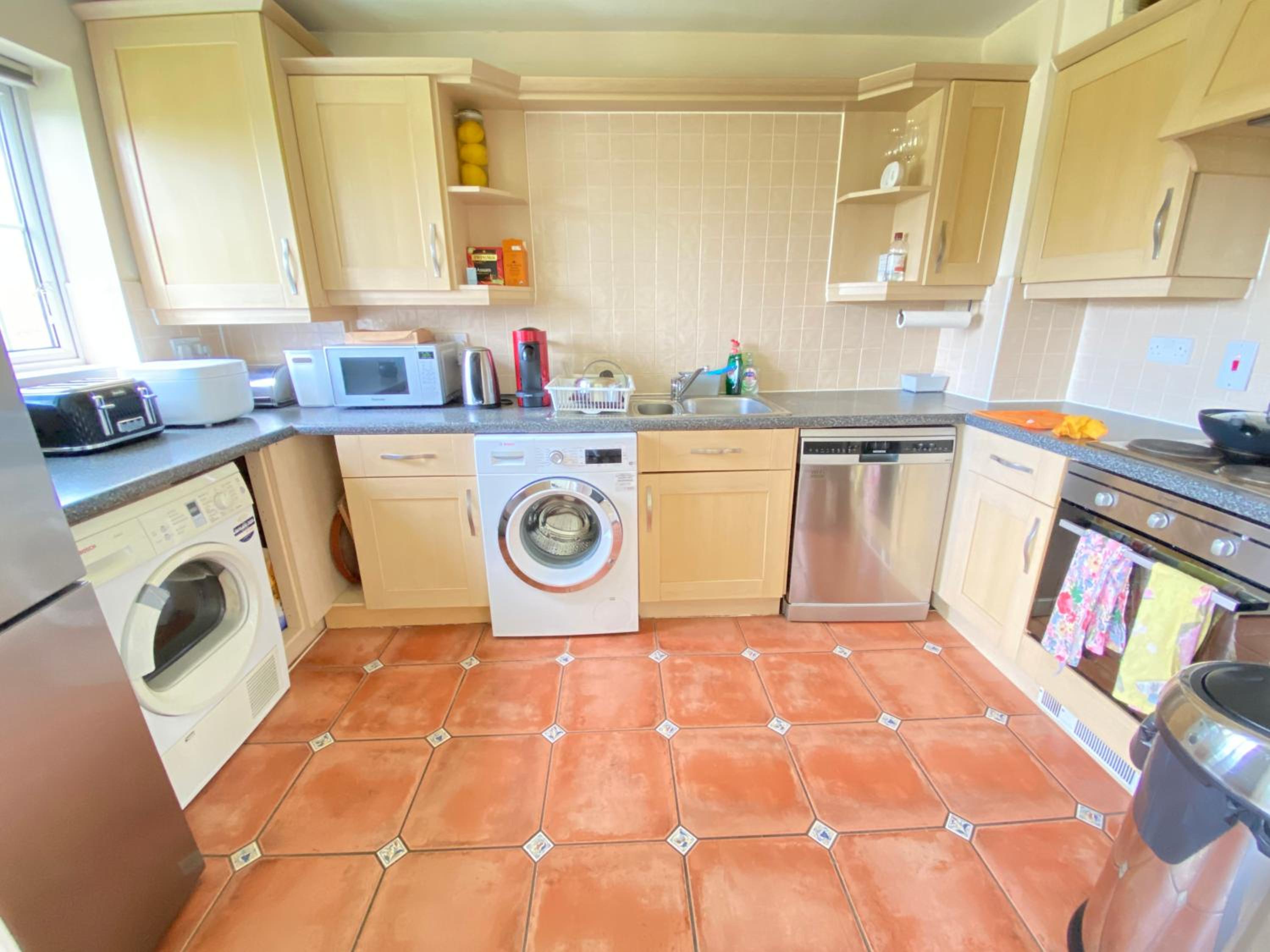 Oxford Vacations - Sweet home 2 Double bedrooms apartment free parking Summertown, Oxford - Property Image 7