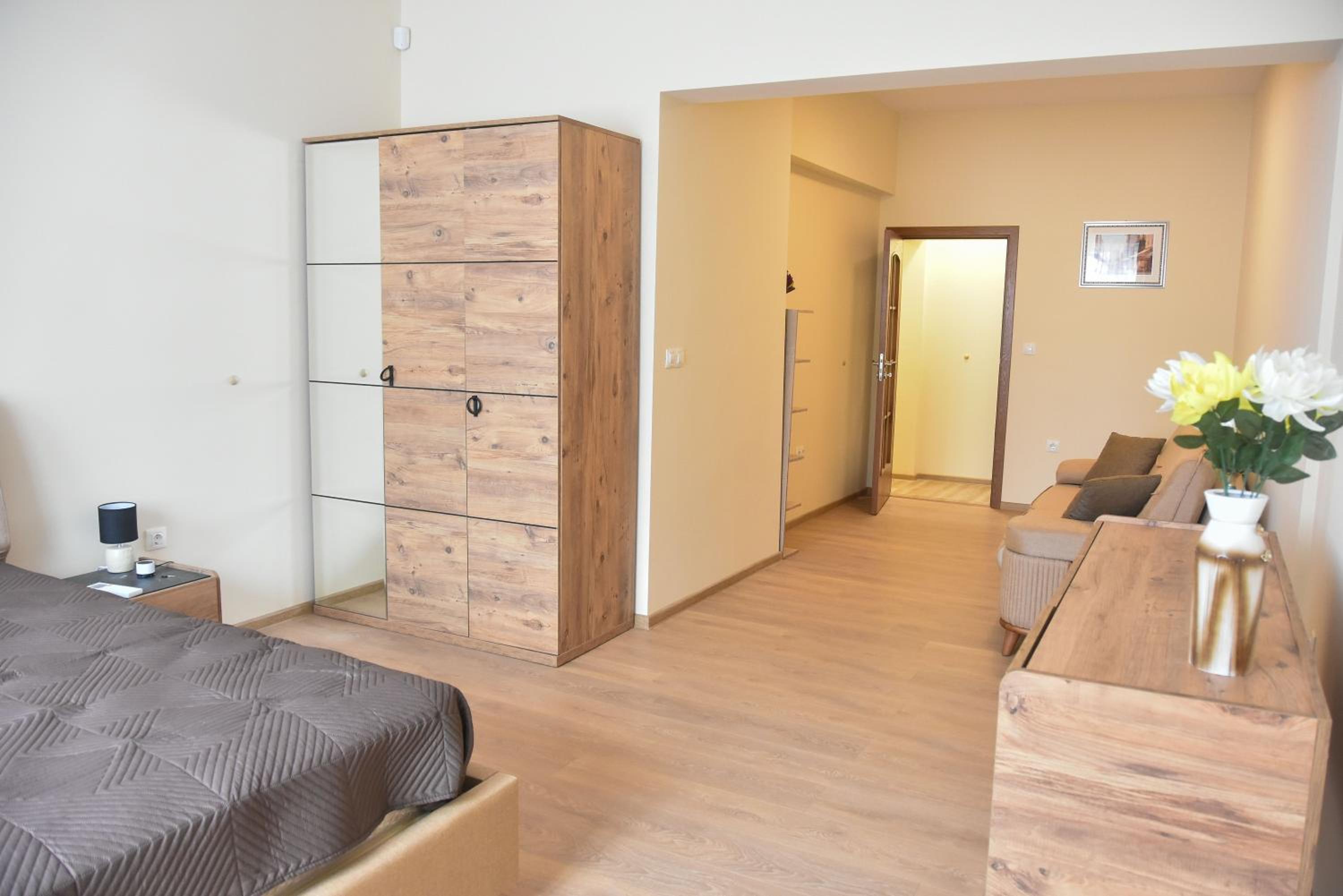 Trimaya apartment - comfort in the top city center