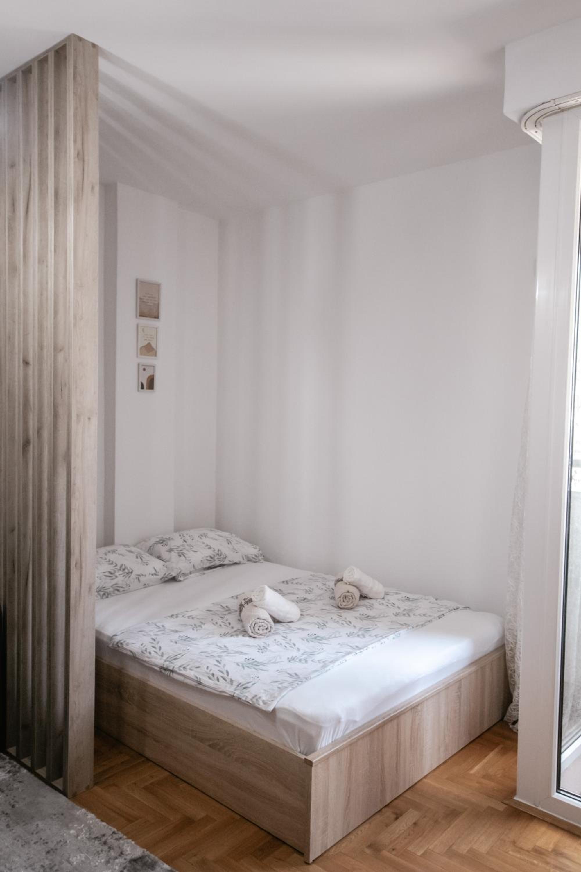 Apartman Vas dom 2 view 4