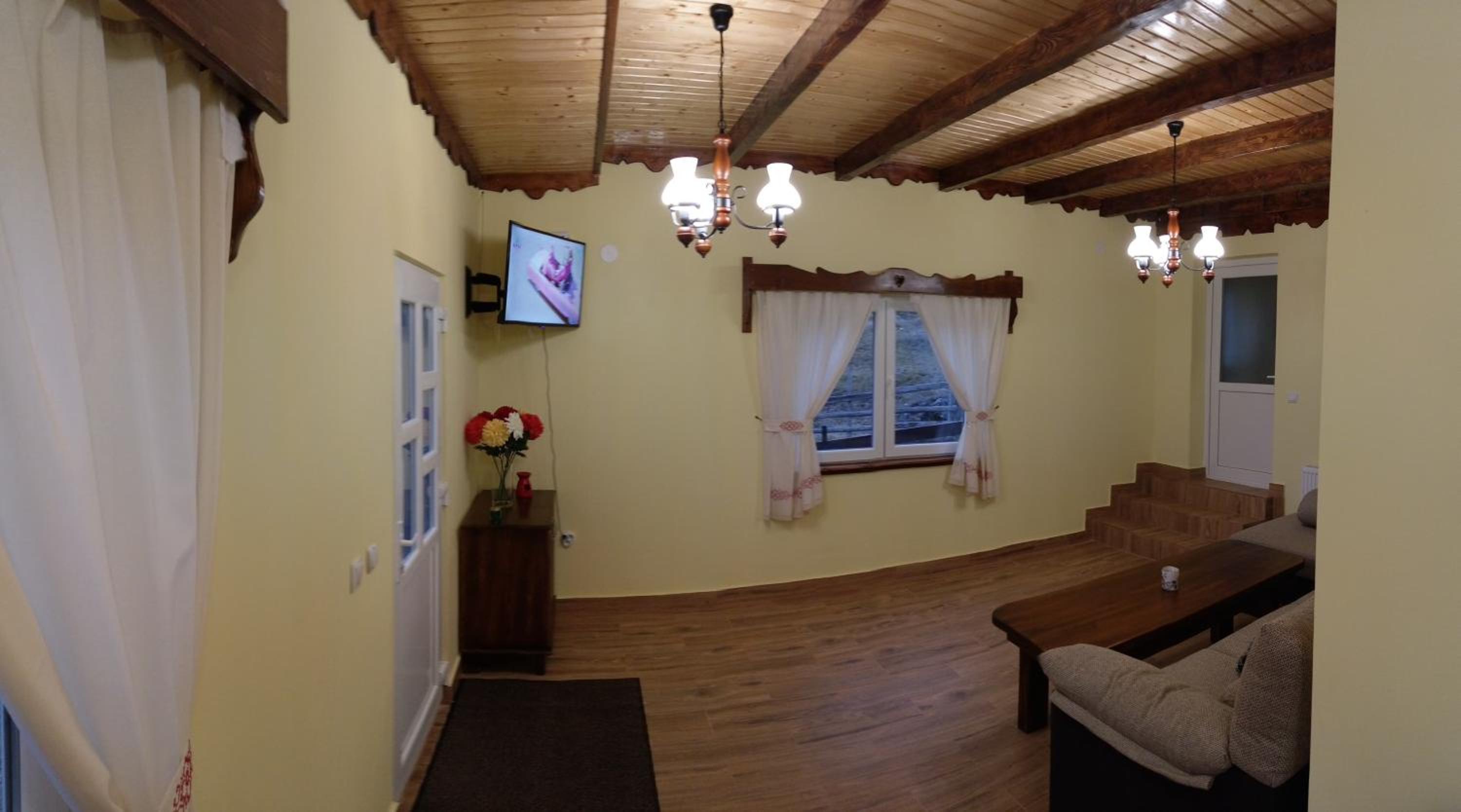 Casa Caprioara