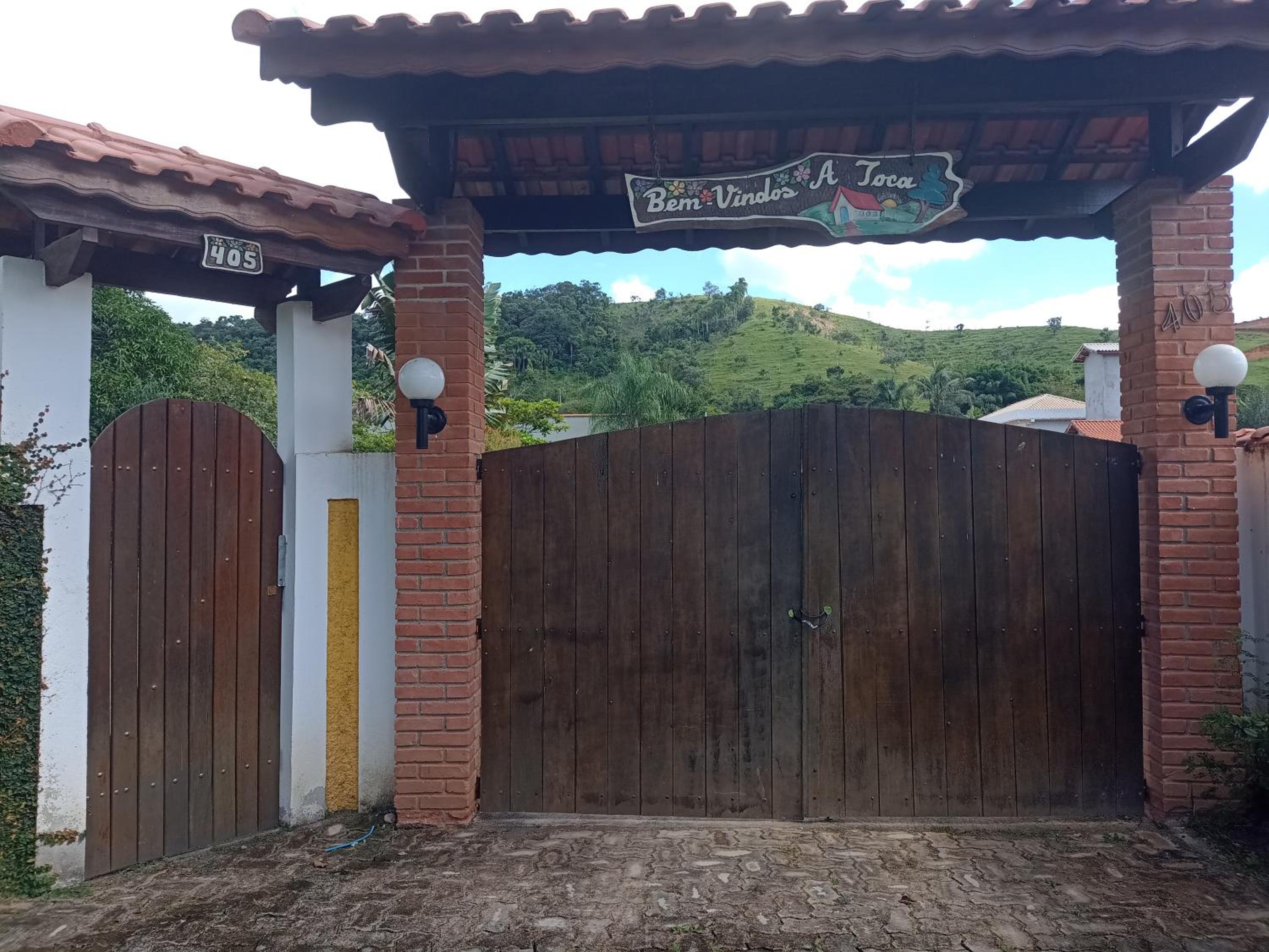 CASA DE CAMPO A TOCA
