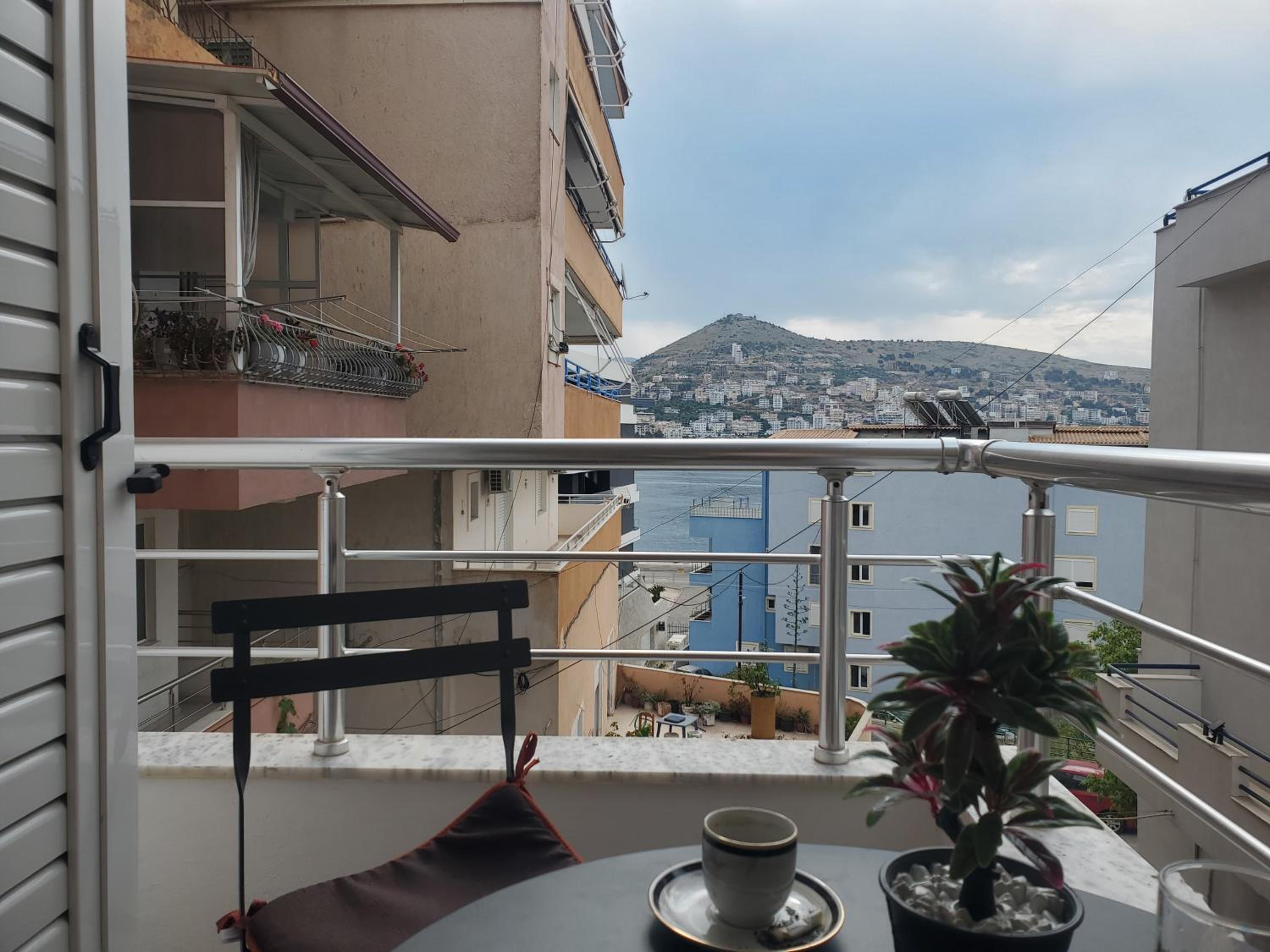 Andra Apartment