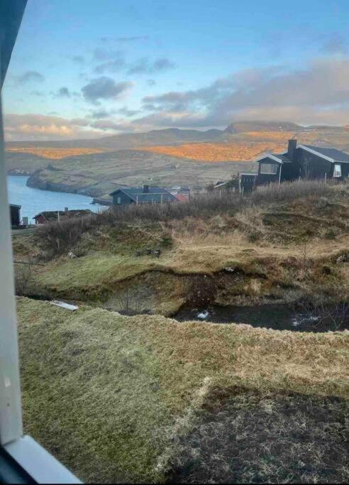 Unique and isolated cottage with stunning views