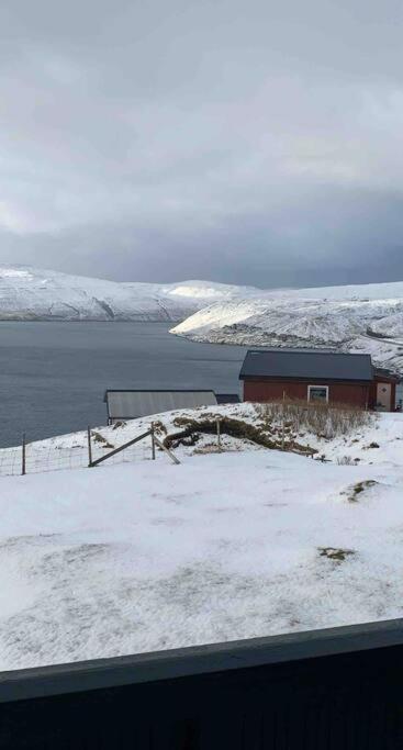 Unique and isolated cottage with stunning views