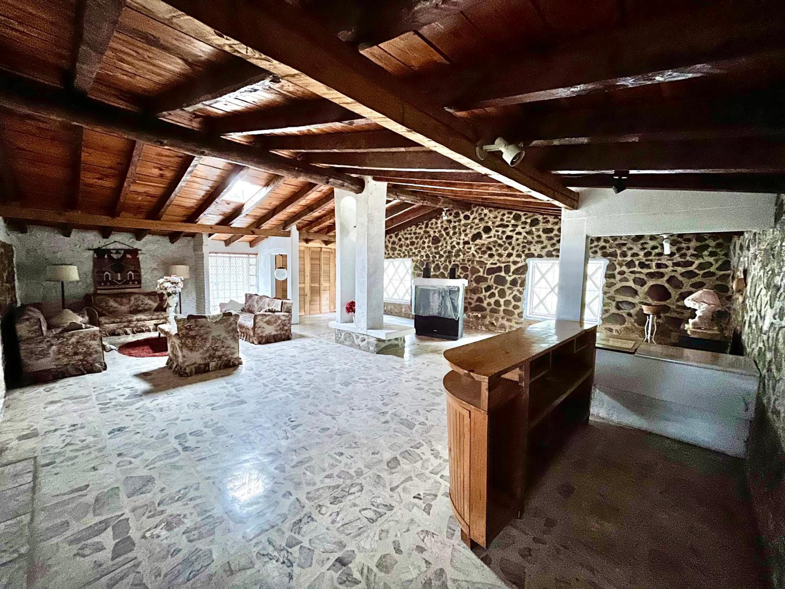 Villa Ledezma view 2