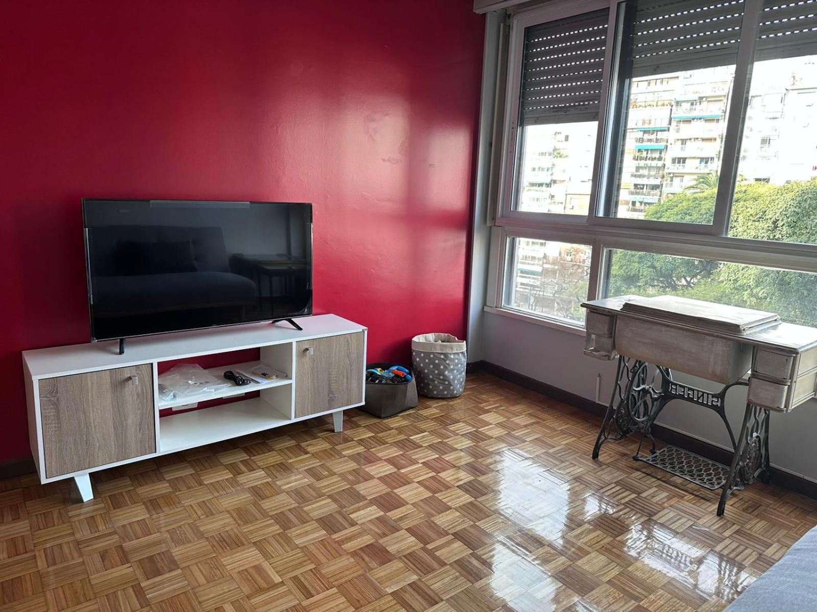 Stylish 3 BR Family Apt in Palermo