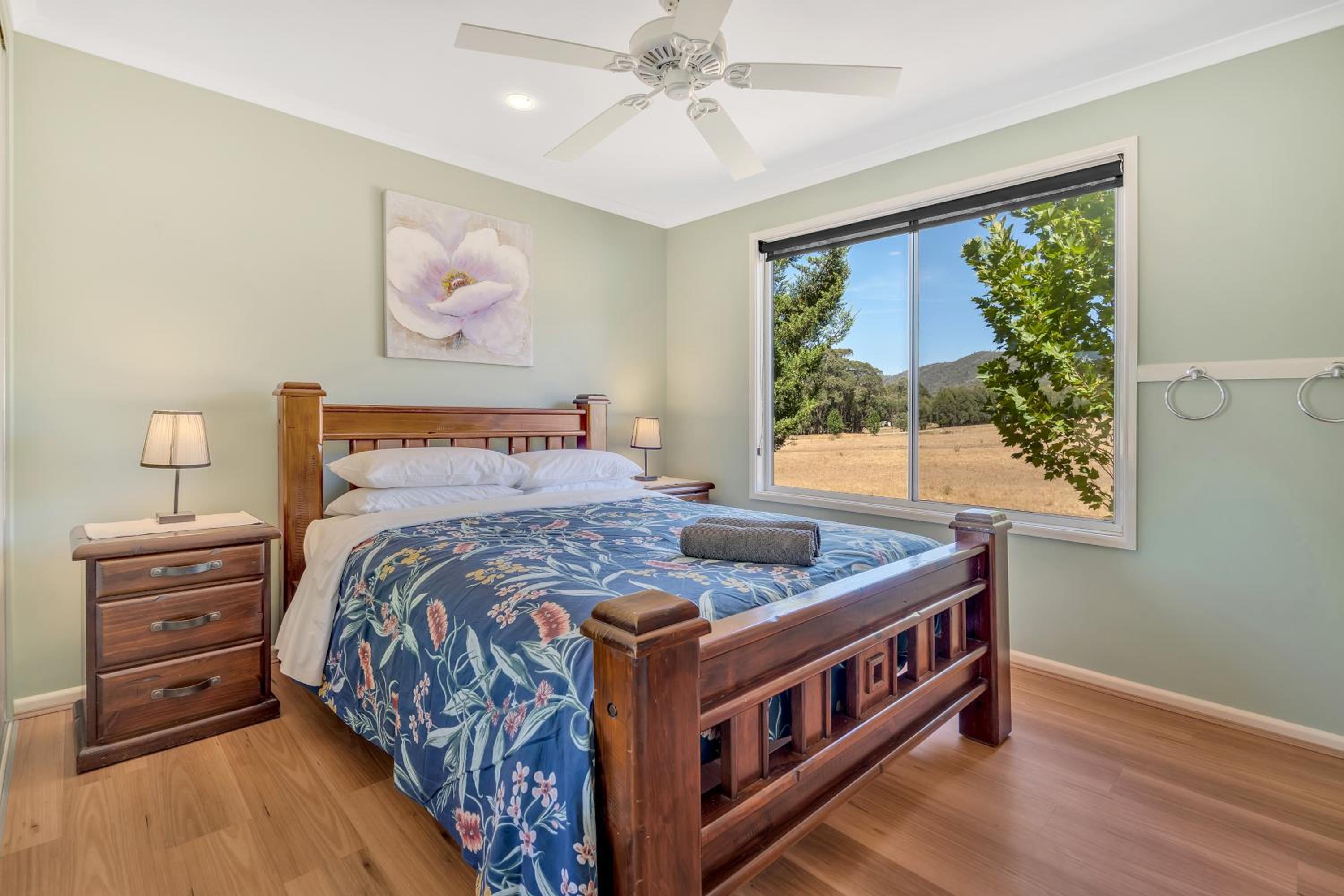 Hillview & Stringybark, Halls on Falls Homestead