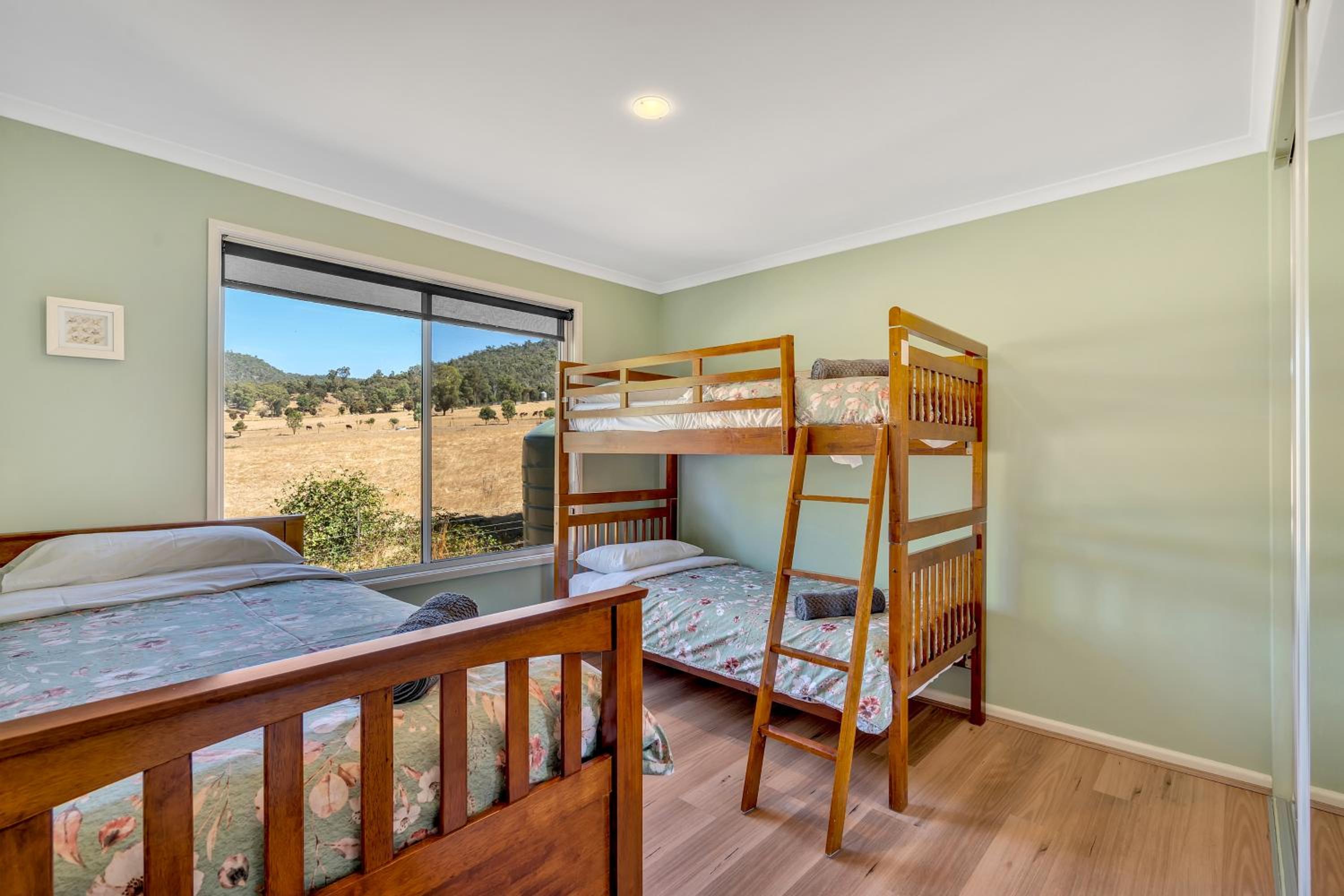 Hillview & Stringybark, Halls on Falls Homestead