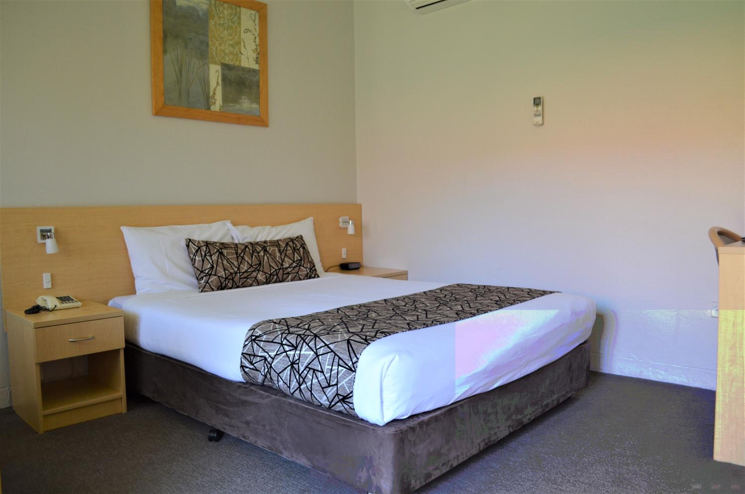 Bathurst Motor Inn
