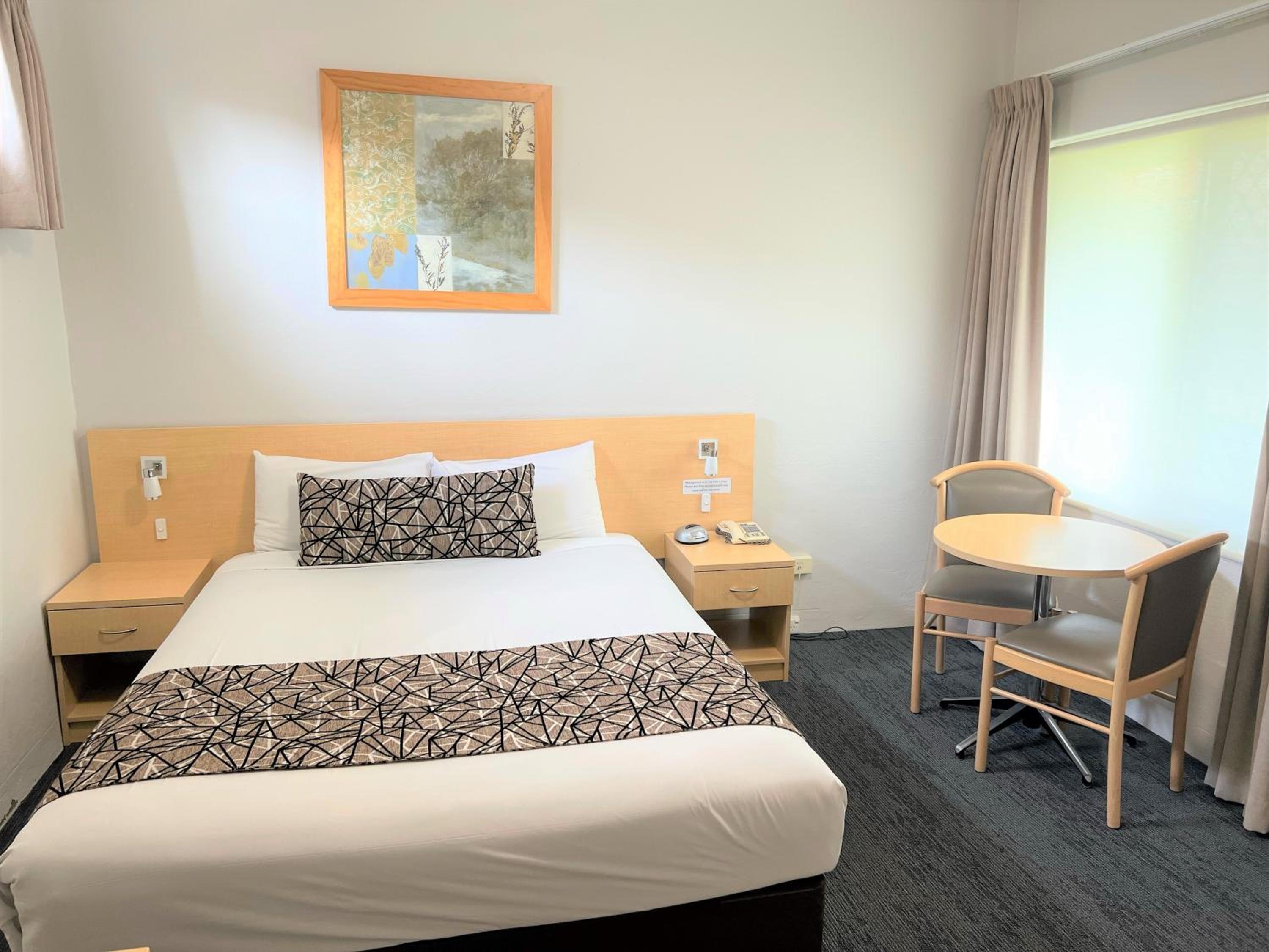 Bathurst Motor Inn